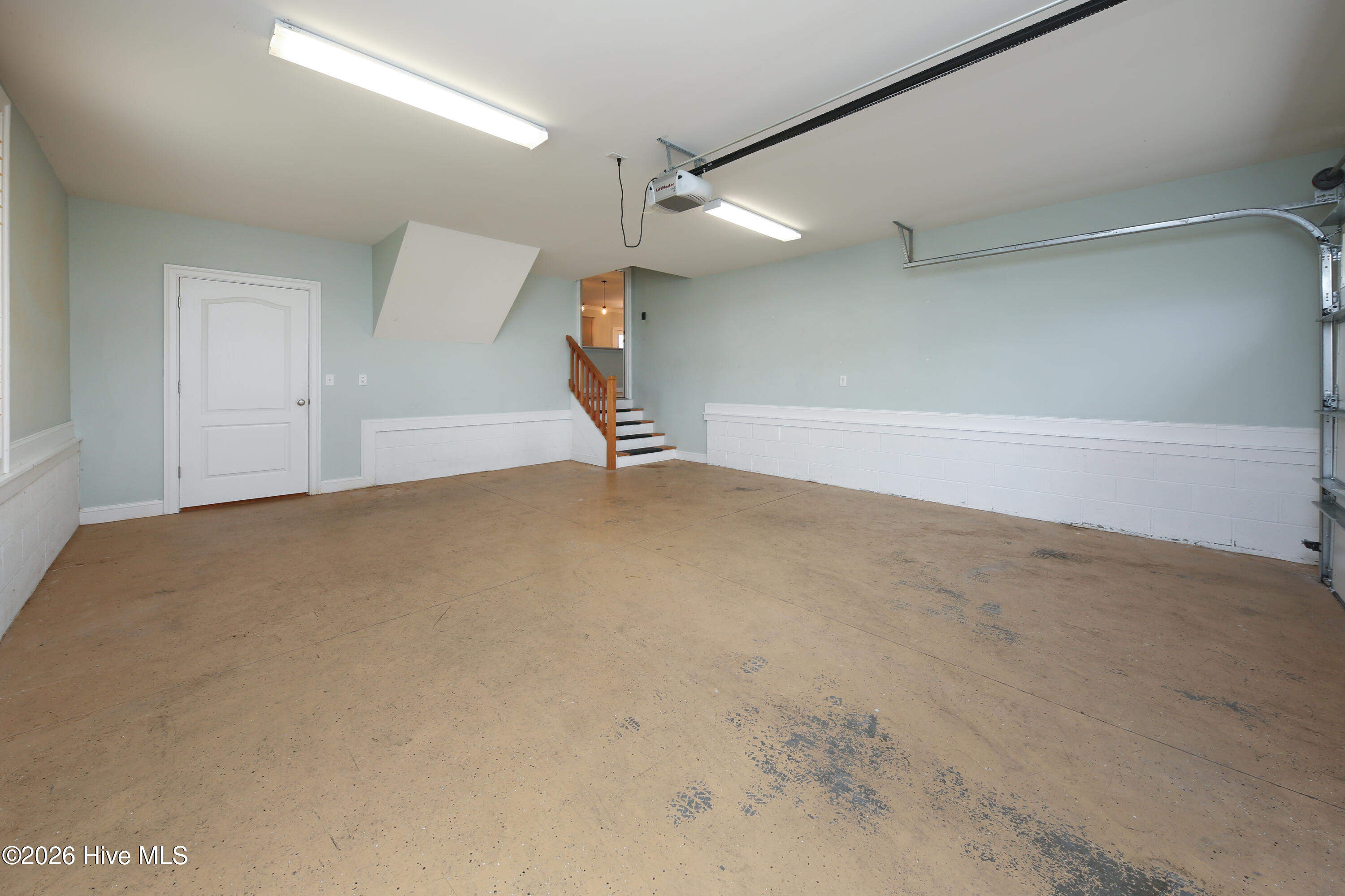 406 Spinnaker Street Property Photo 32