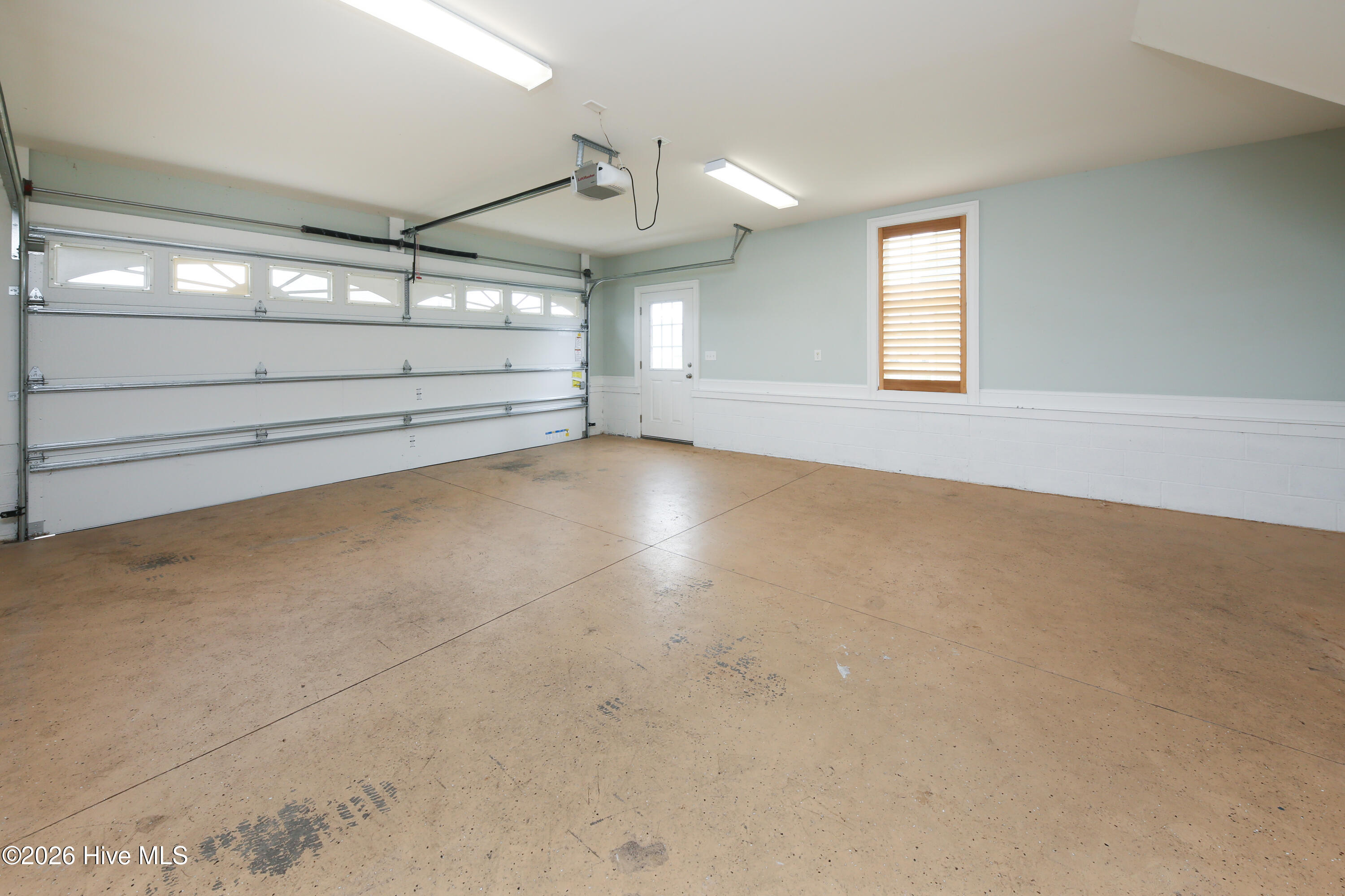 406 Spinnaker Street Property Photo 33