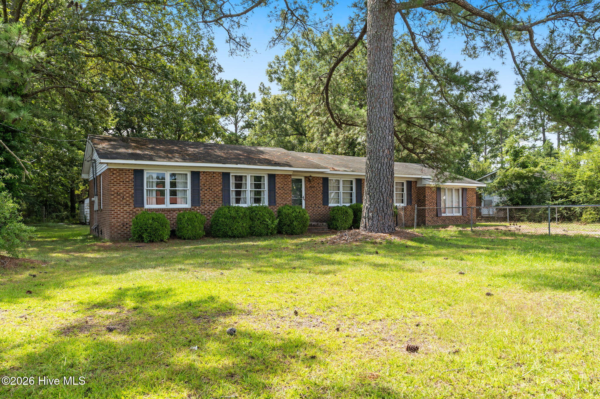 402 5th Street Property Photo 4