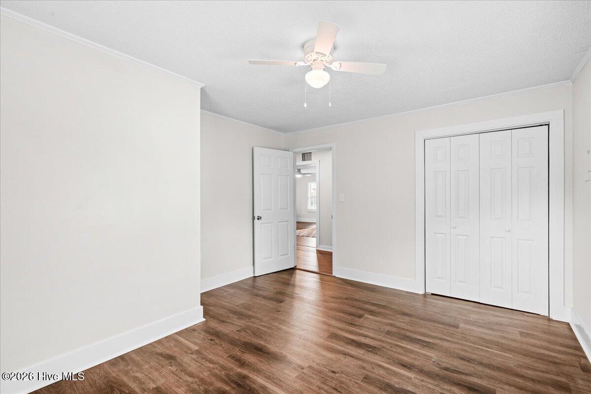601 E 8th Street Property Photo 20