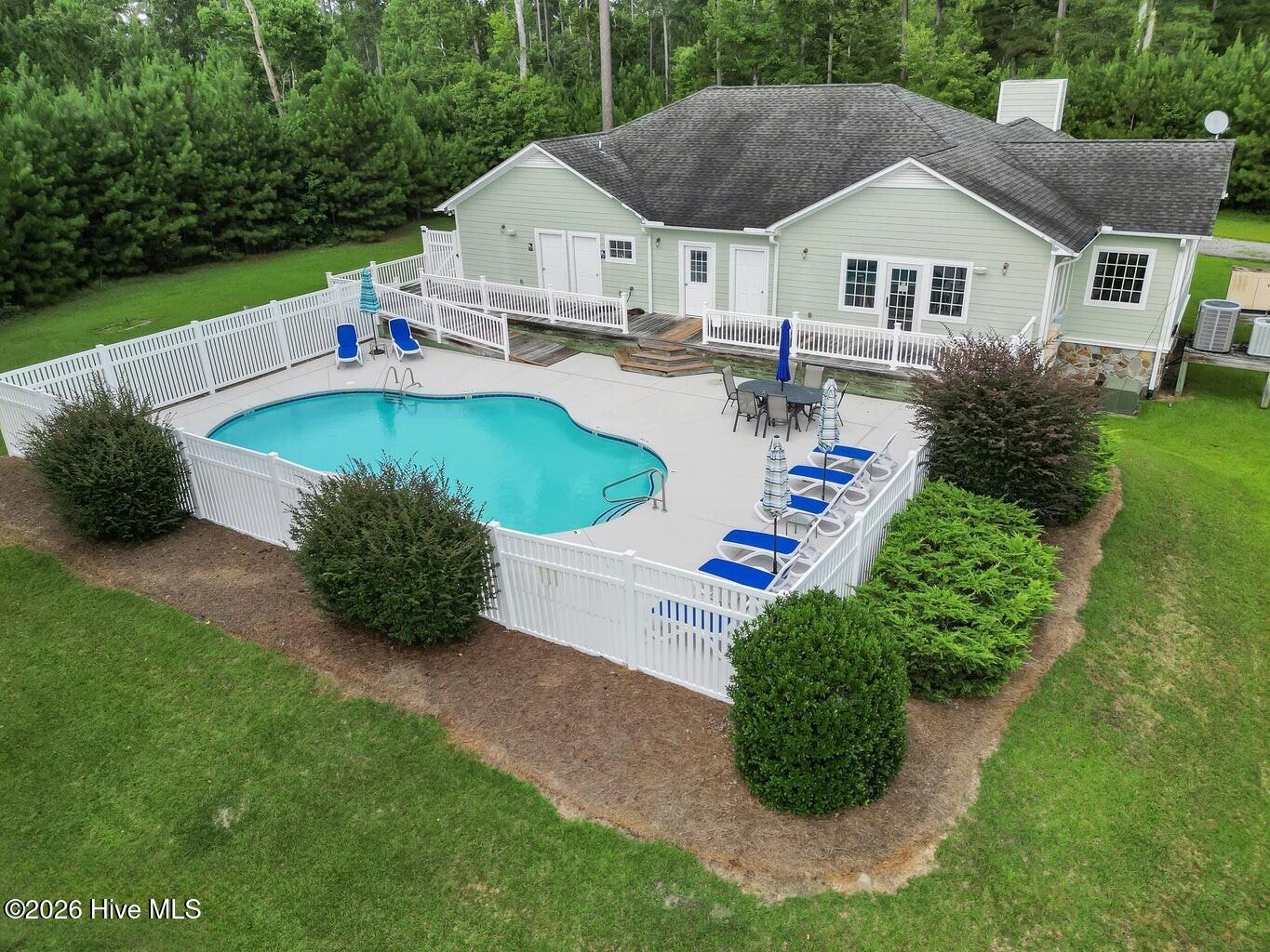 30 6 Serenity Circle Property Photo 3