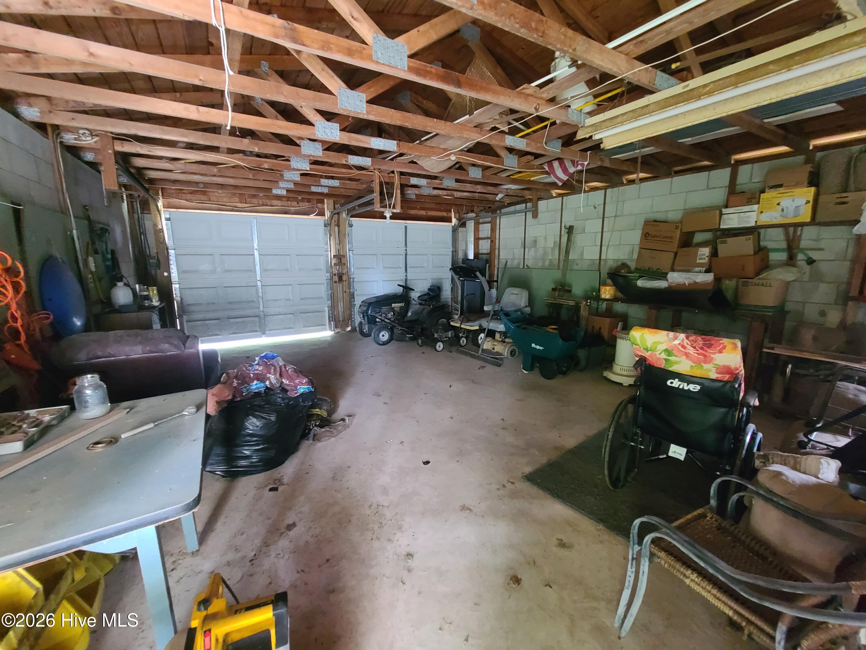569 Central Avenue Property Photo 9