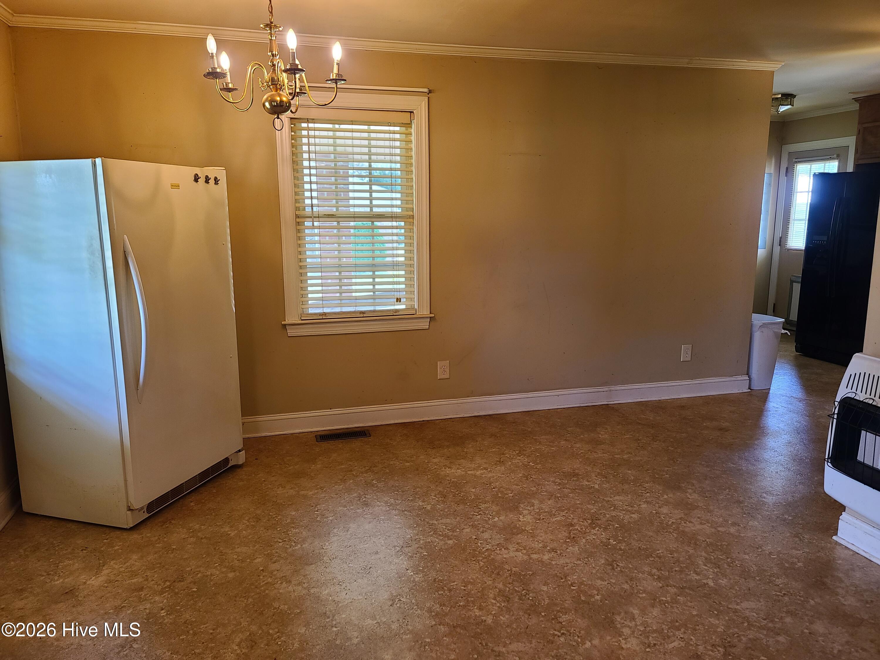 569 Central Avenue Property Photo 13