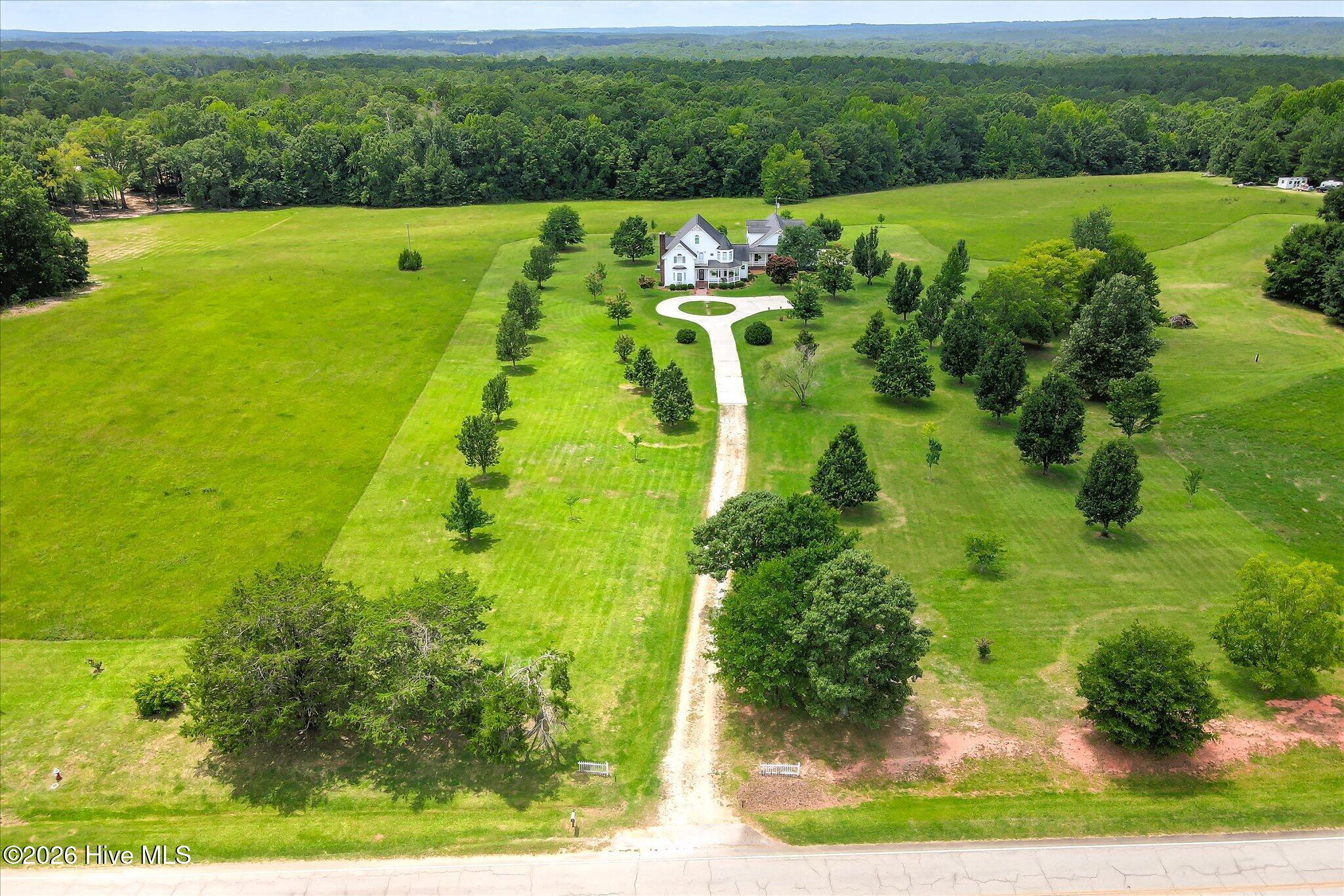 1229 Elberton Highway Property Photo 6
