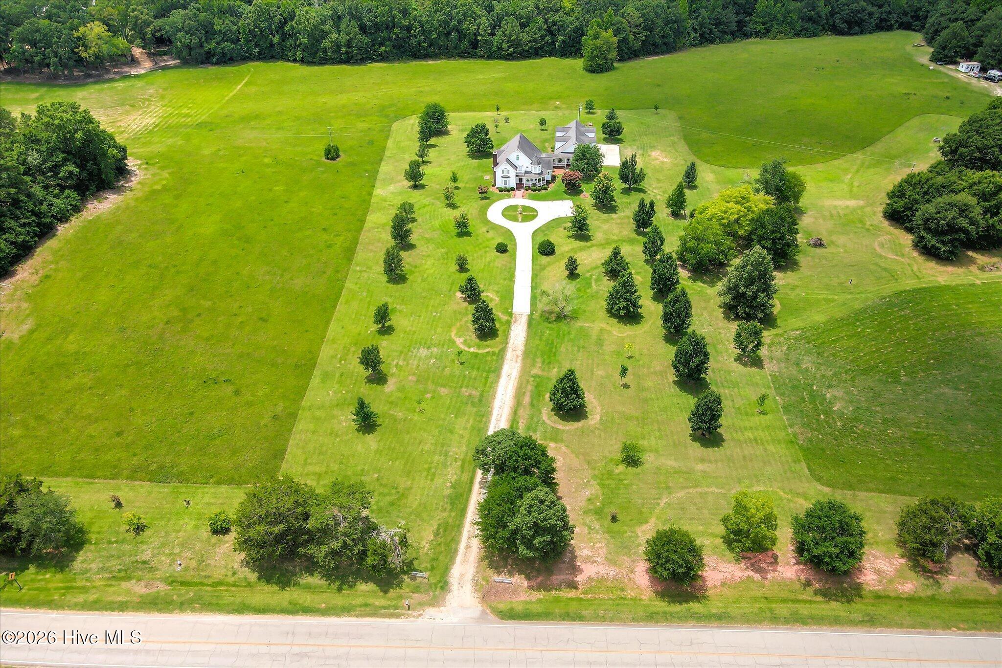 1229 Elberton Highway Property Photo 7
