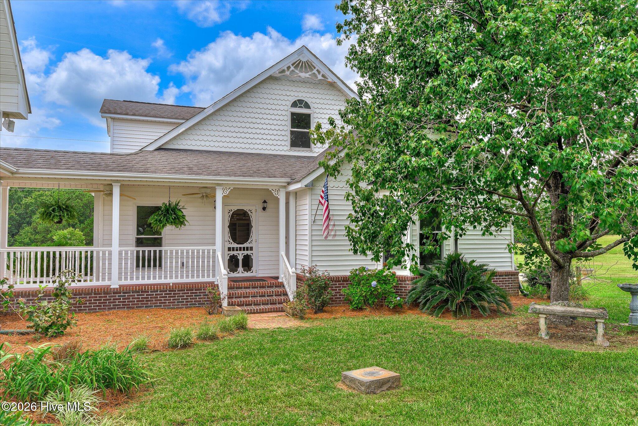 1229 Elberton Highway Property Photo 12