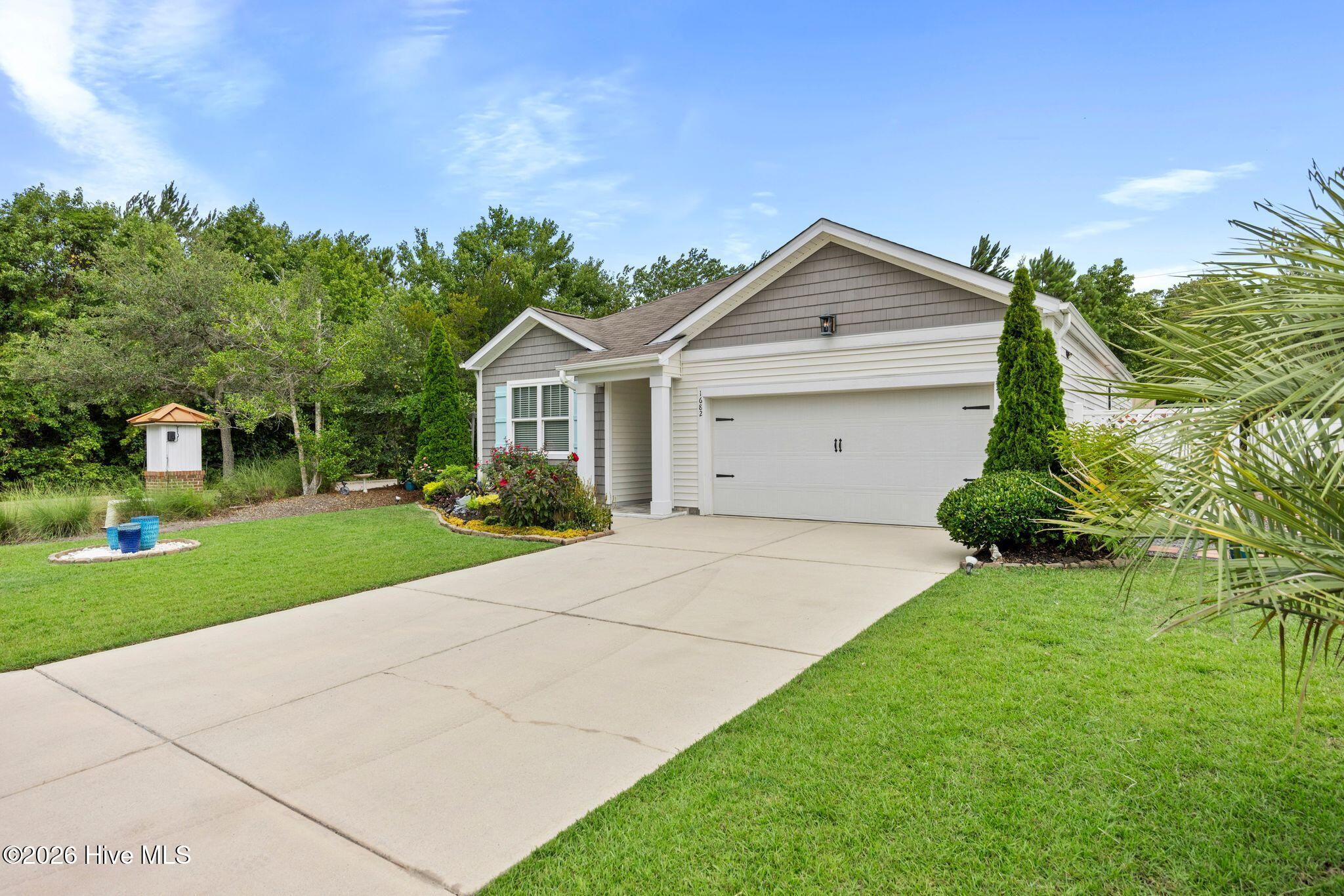 1682 Haldon Lane Se Property Photo 4