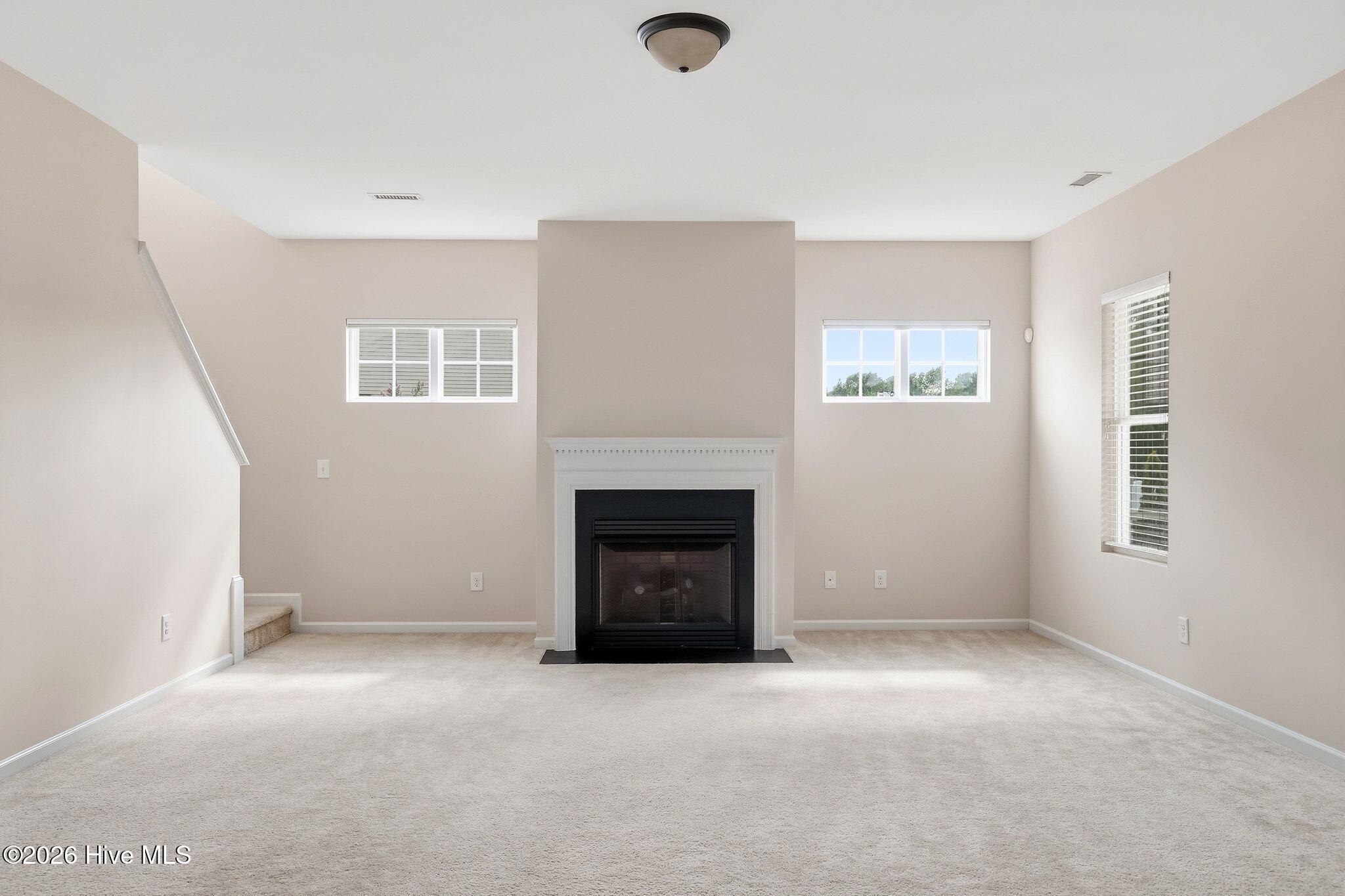 910 Highgrove Drive Property Photo 15