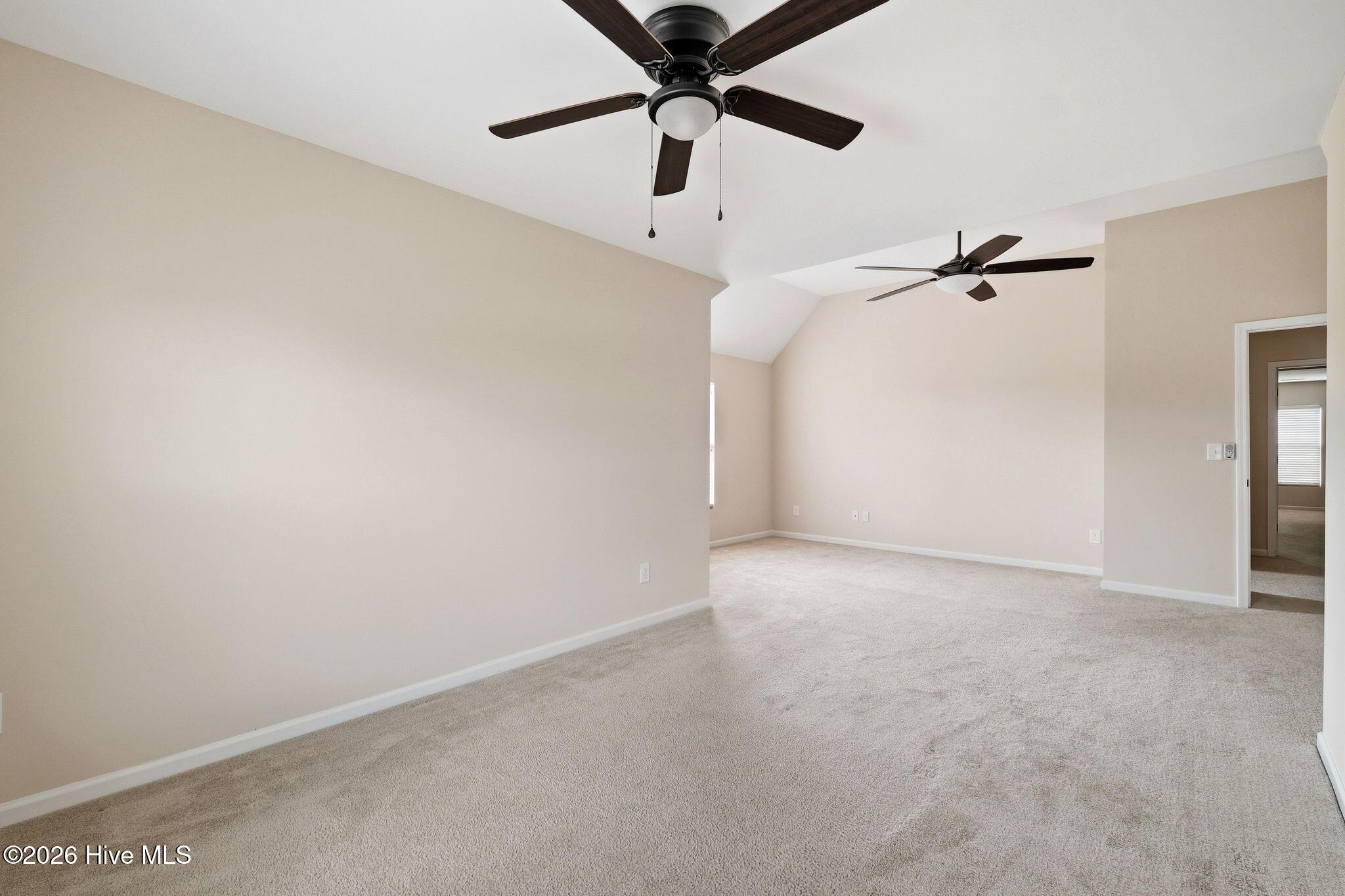 910 Highgrove Drive Property Photo 20