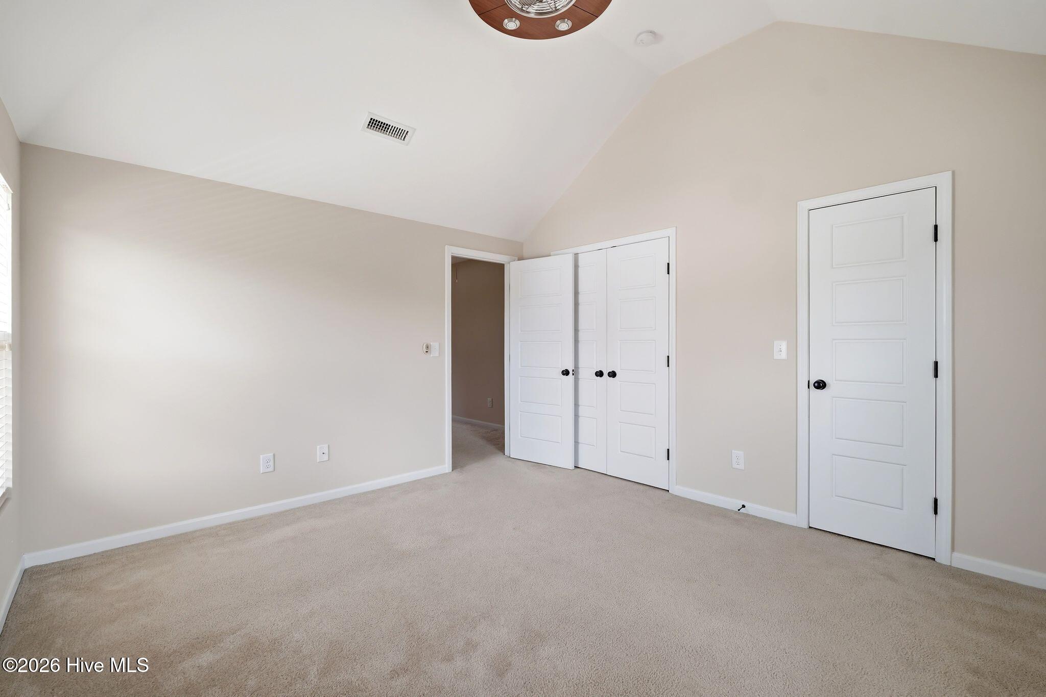 910 Highgrove Drive Property Photo 28