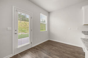808 Dara Corners Property Photo 20