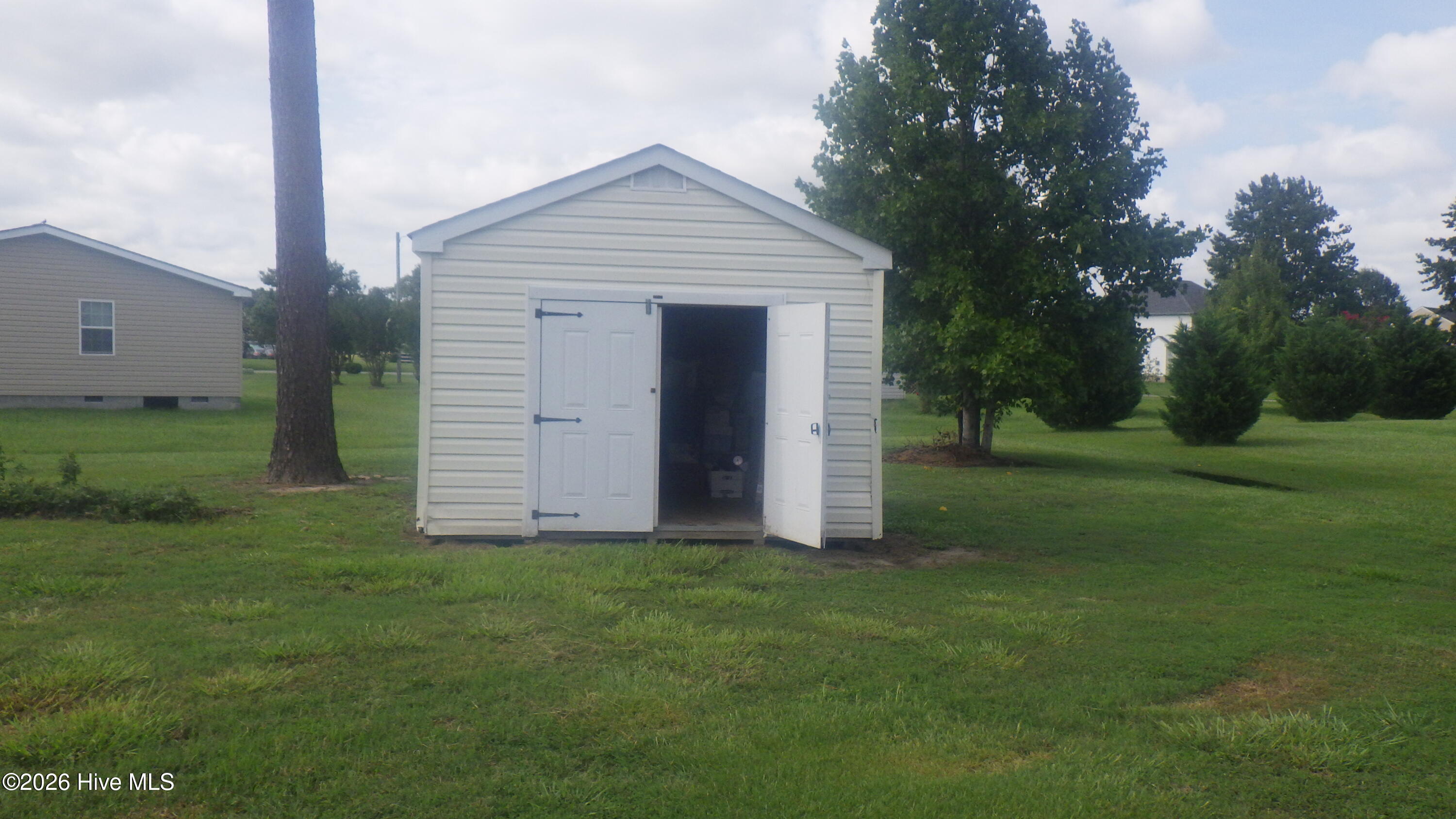 102 Enchanted Way Property Photo 4