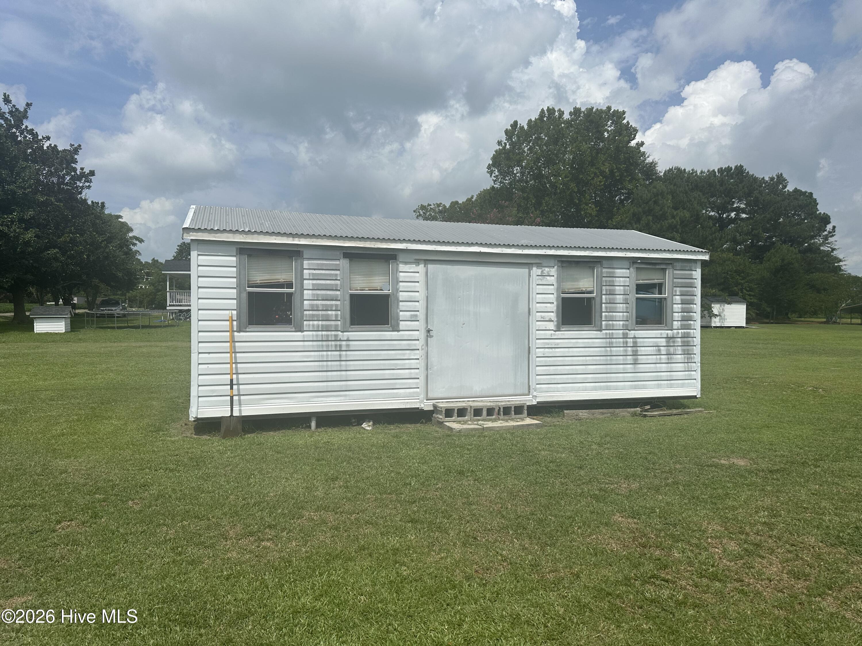 177 Pear Blossom Lane Property Photo 9