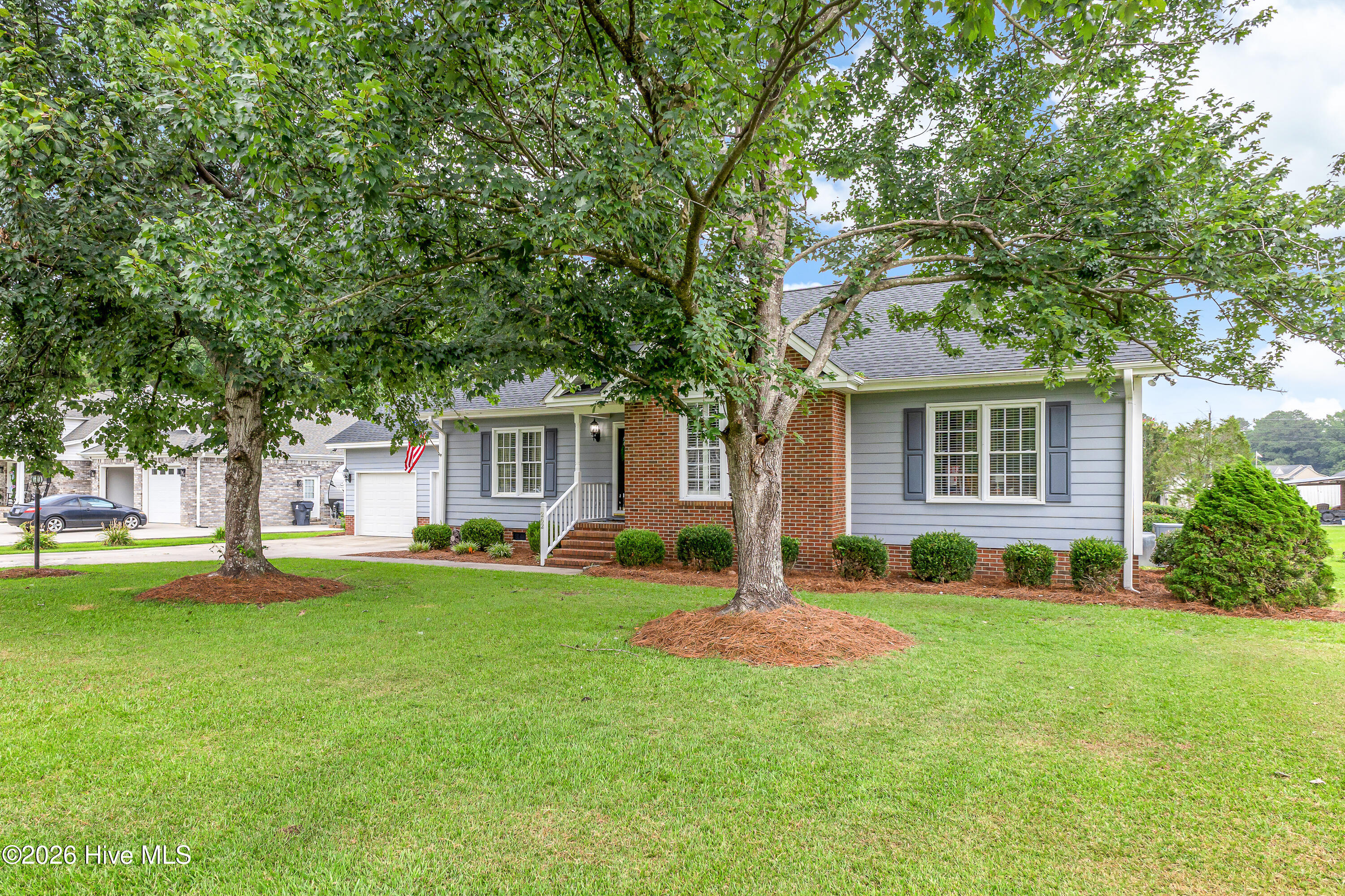 262 Stewart Circle Property Photo 3