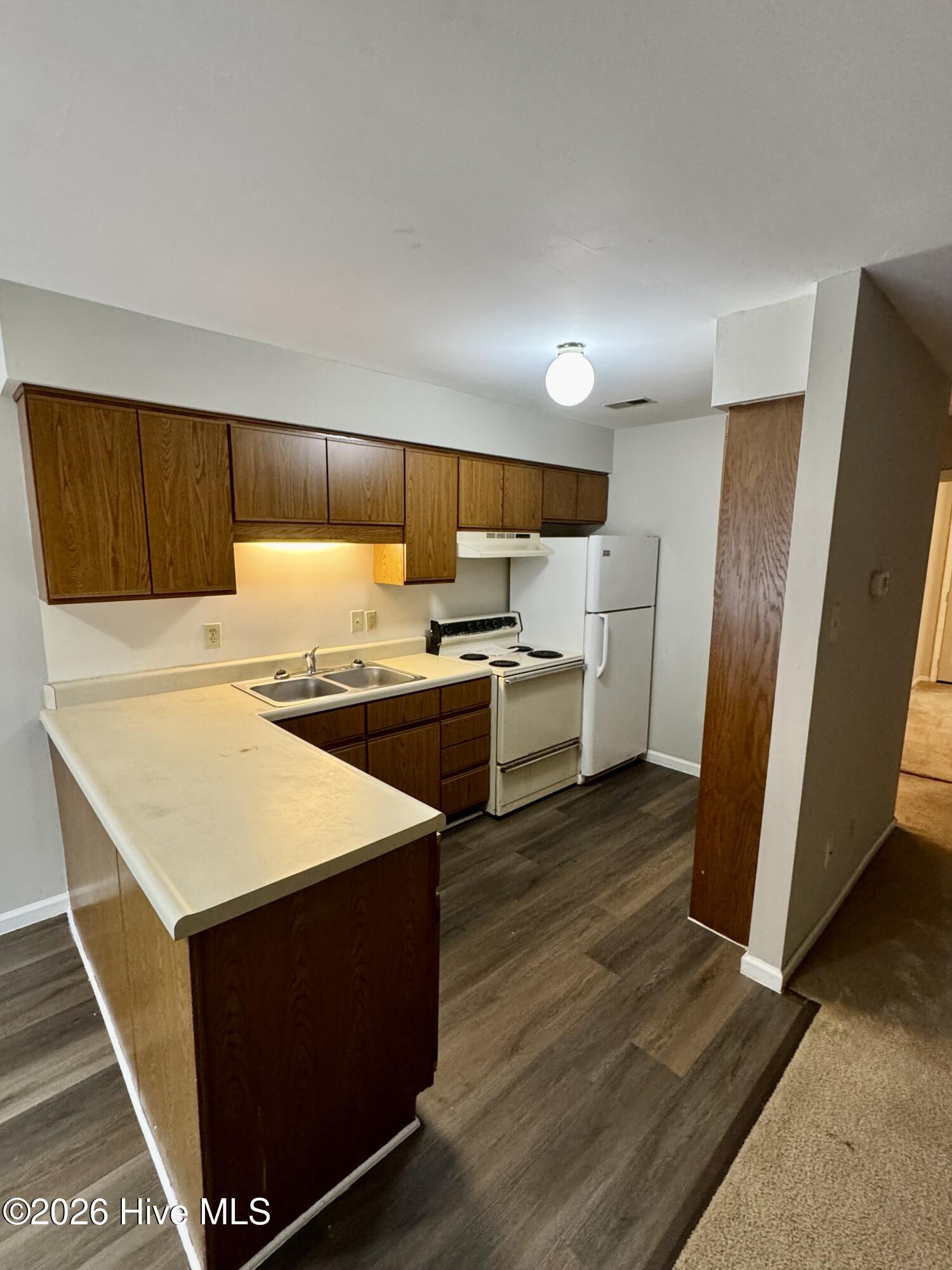 1008 Peed Drive 2 Property Photo 3