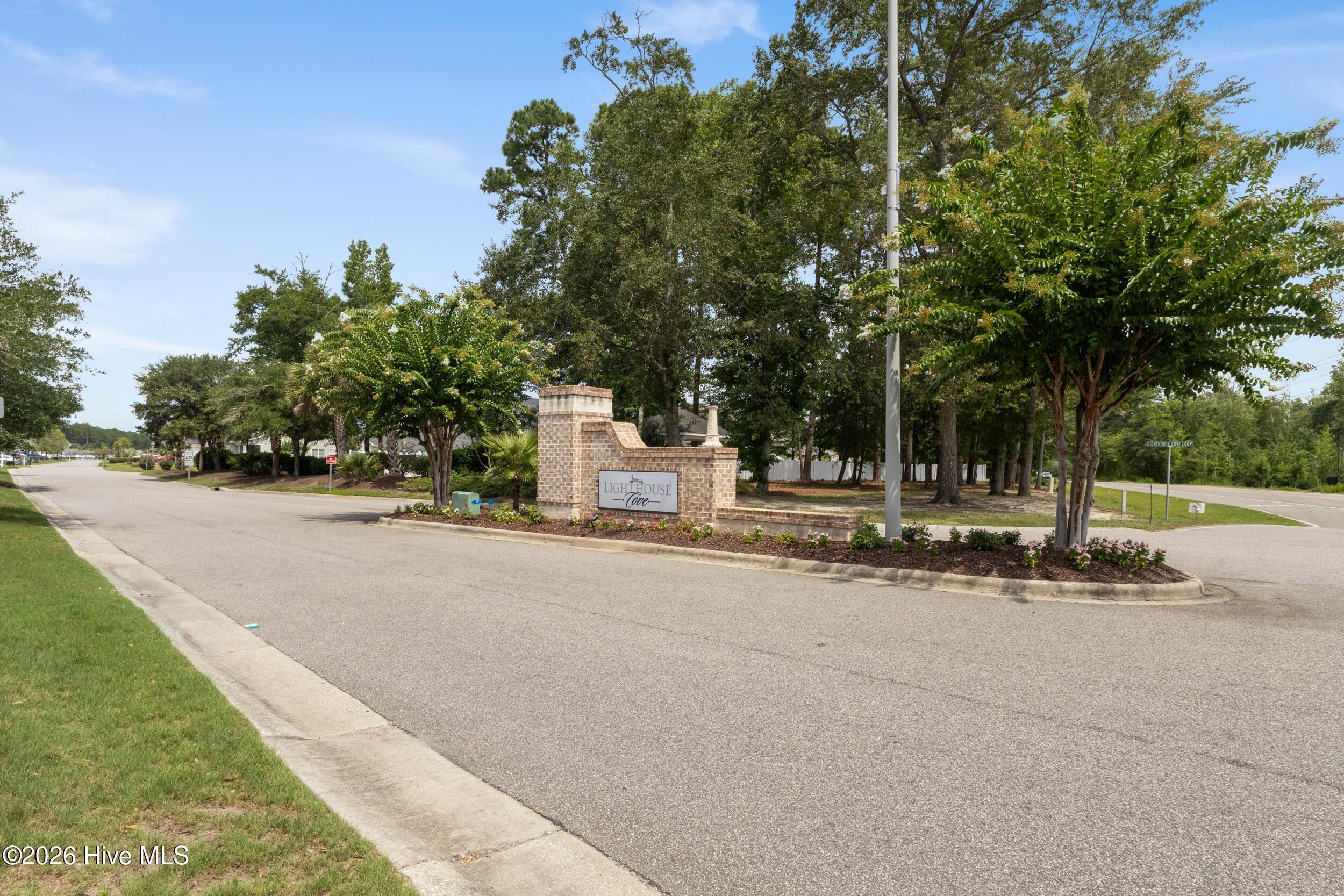 741 Landmark Cove Property Photo 2