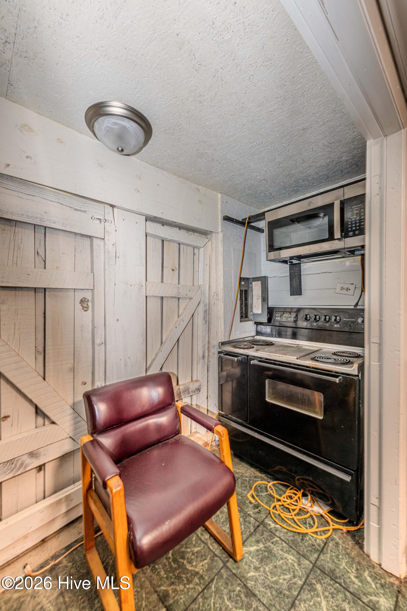 13021 C S Faircloth Road Property Photo 58