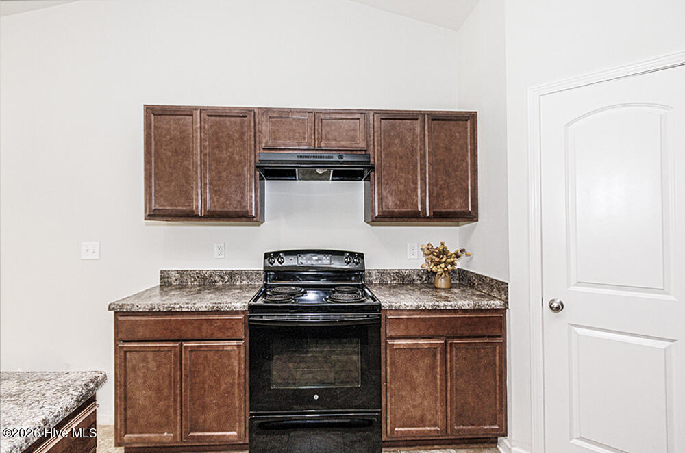 1136 Mulberry Road Property Photo 12