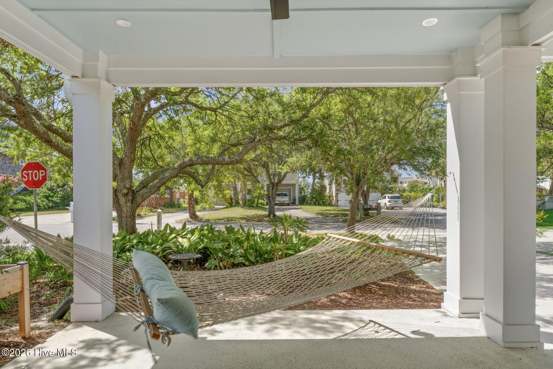 9 Island Drive Property Photo 4