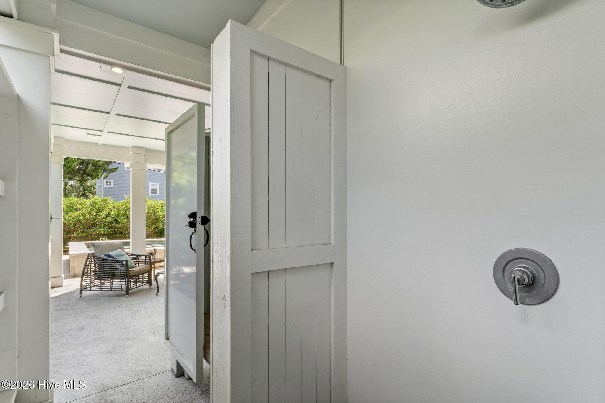 9 Island Drive Property Photo 13