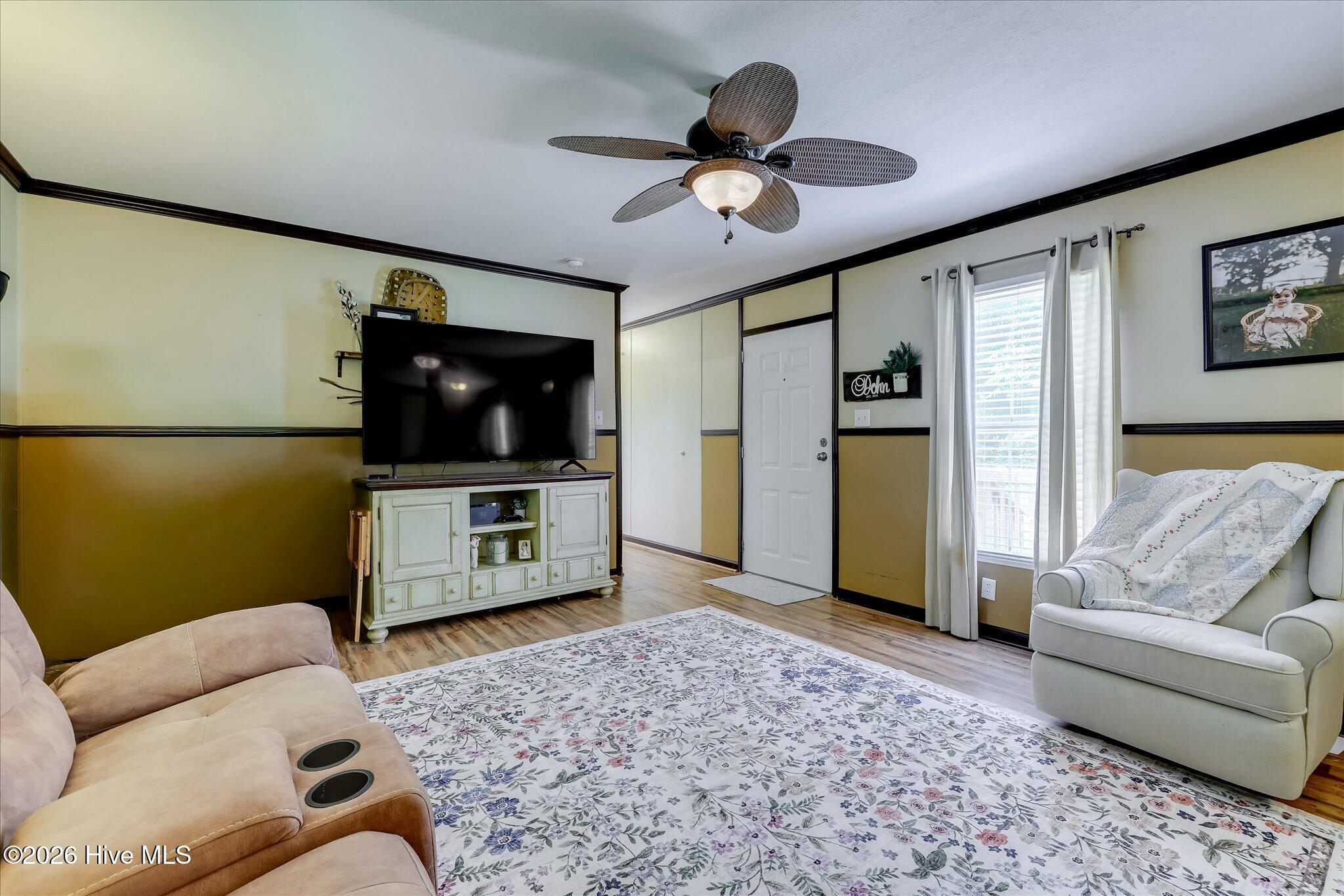 623 Hendricks Hill Drive Property Photo 6