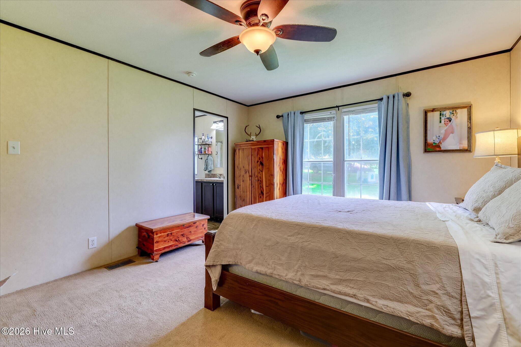 623 Hendricks Hill Drive Property Photo 16
