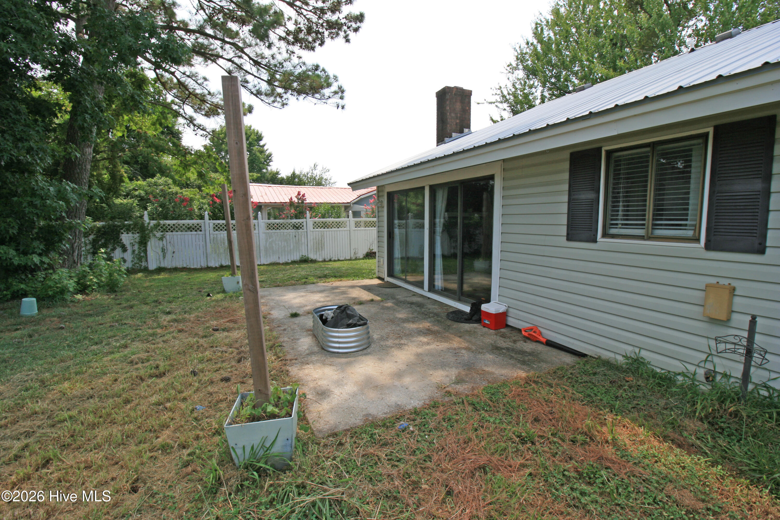 301 Dennis Road Property Photo 18
