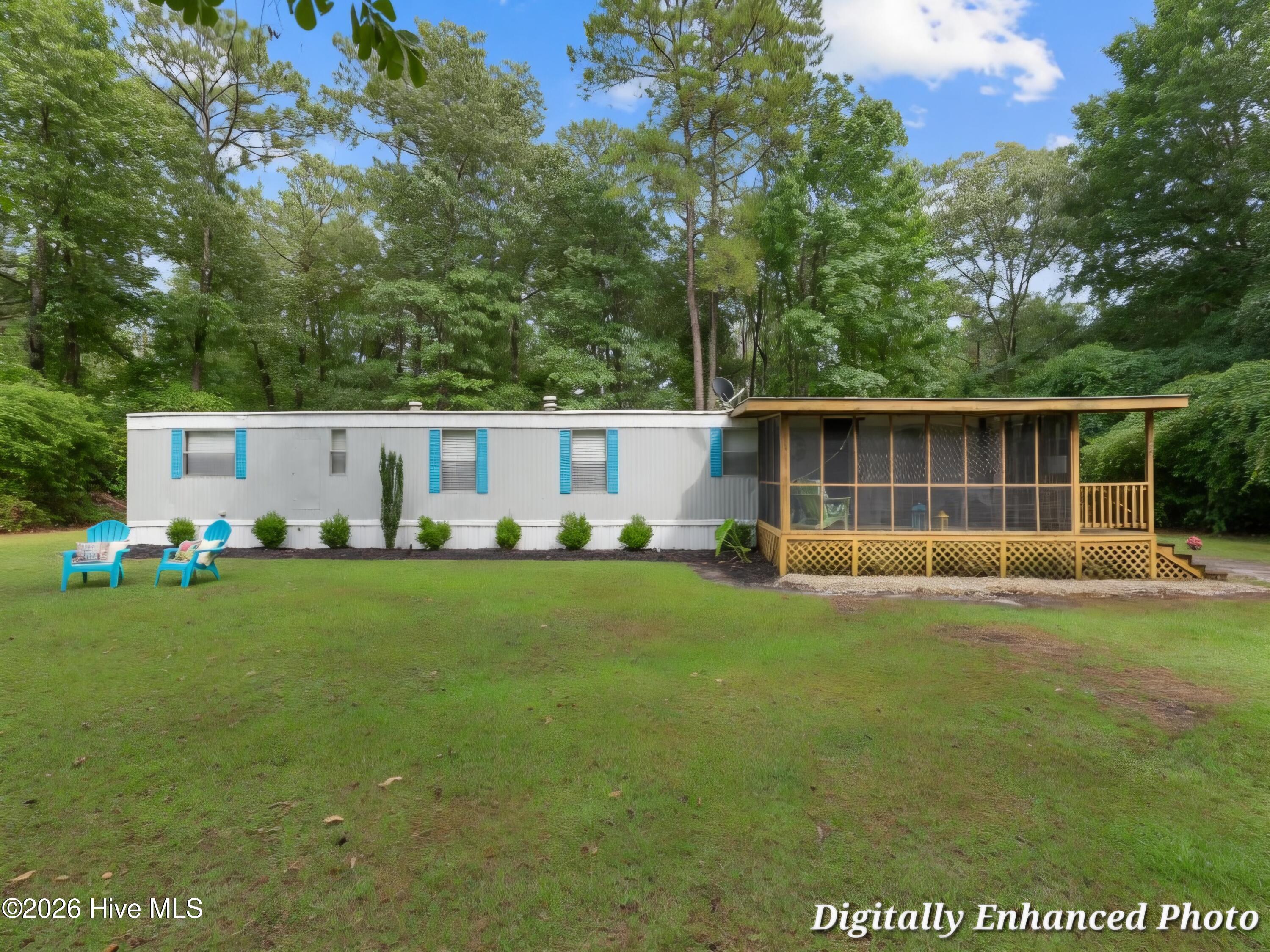 525 King Drive Property Photo 1