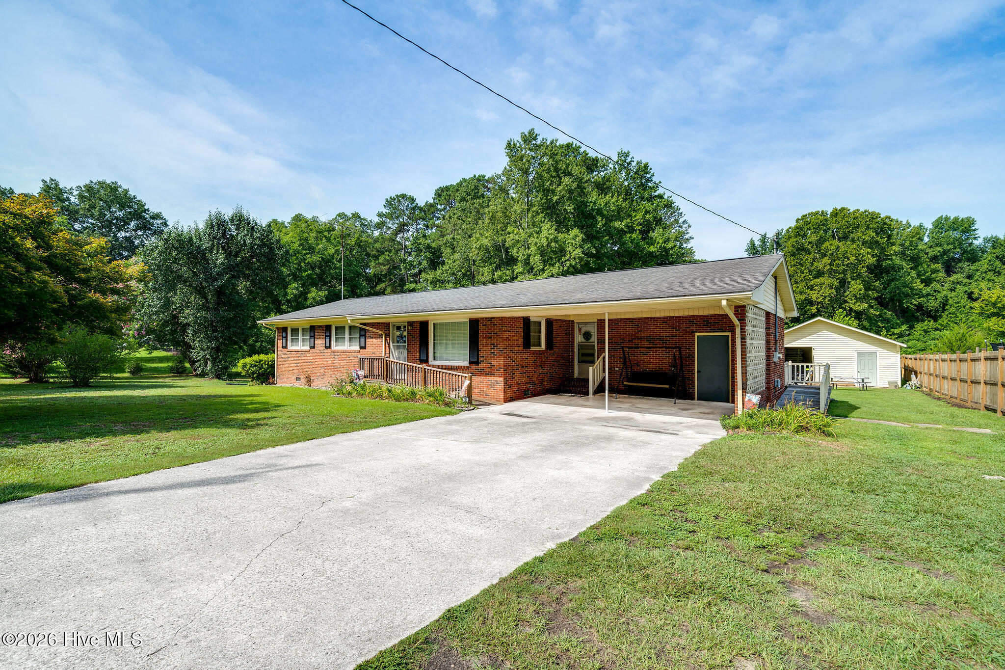 241 N Monk Street Property Photo 3