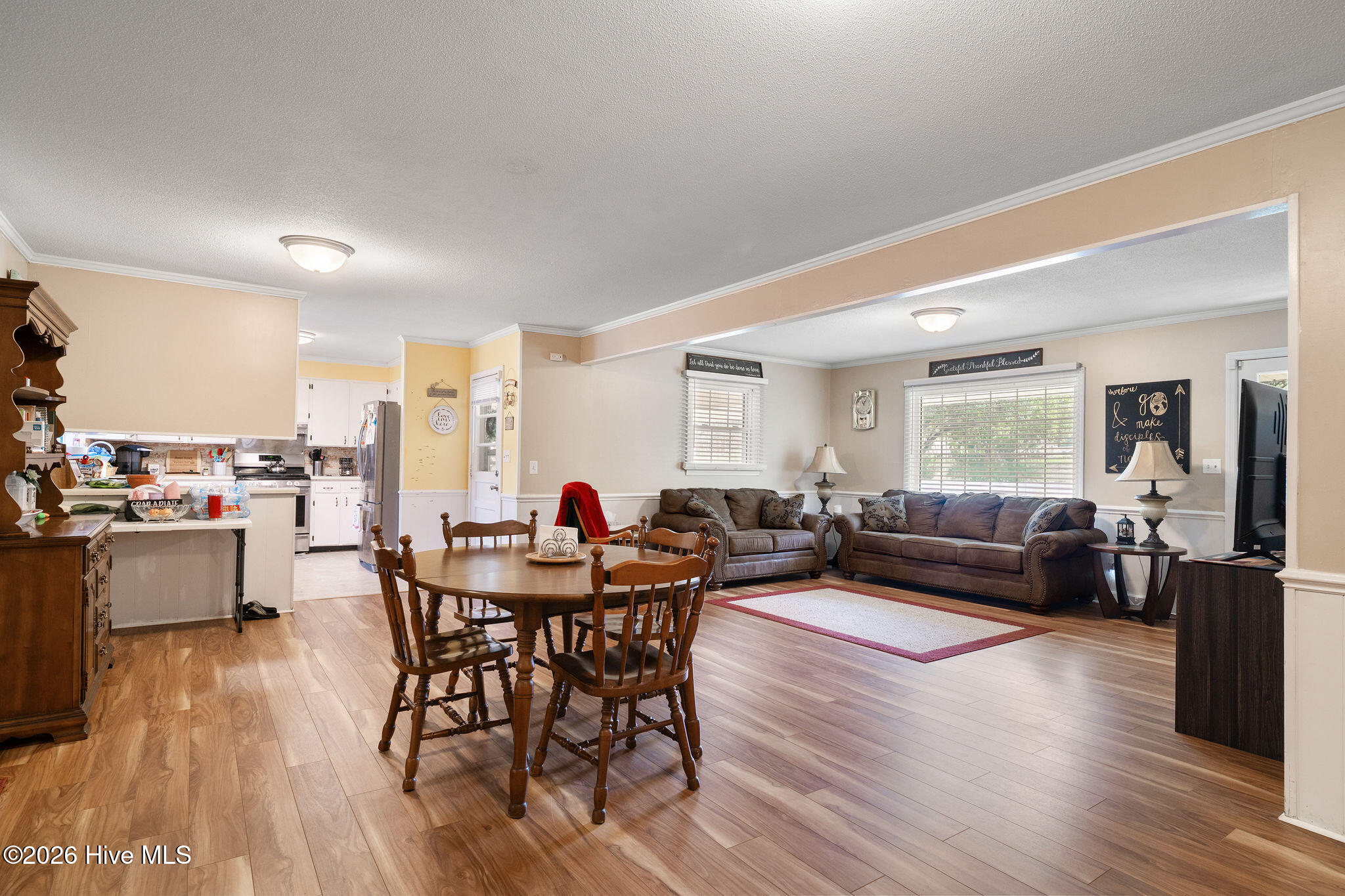 241 N Monk Street Property Photo 8