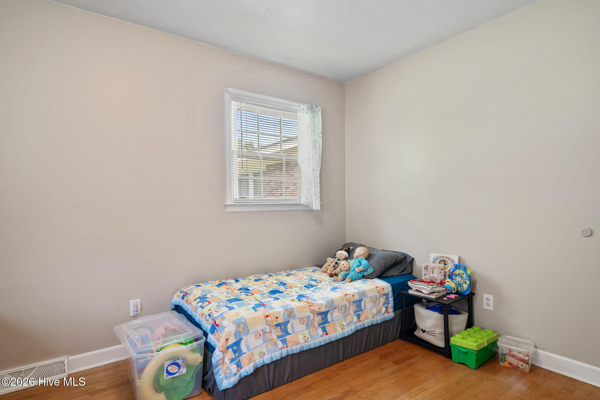 241 N Monk Street Property Photo 23