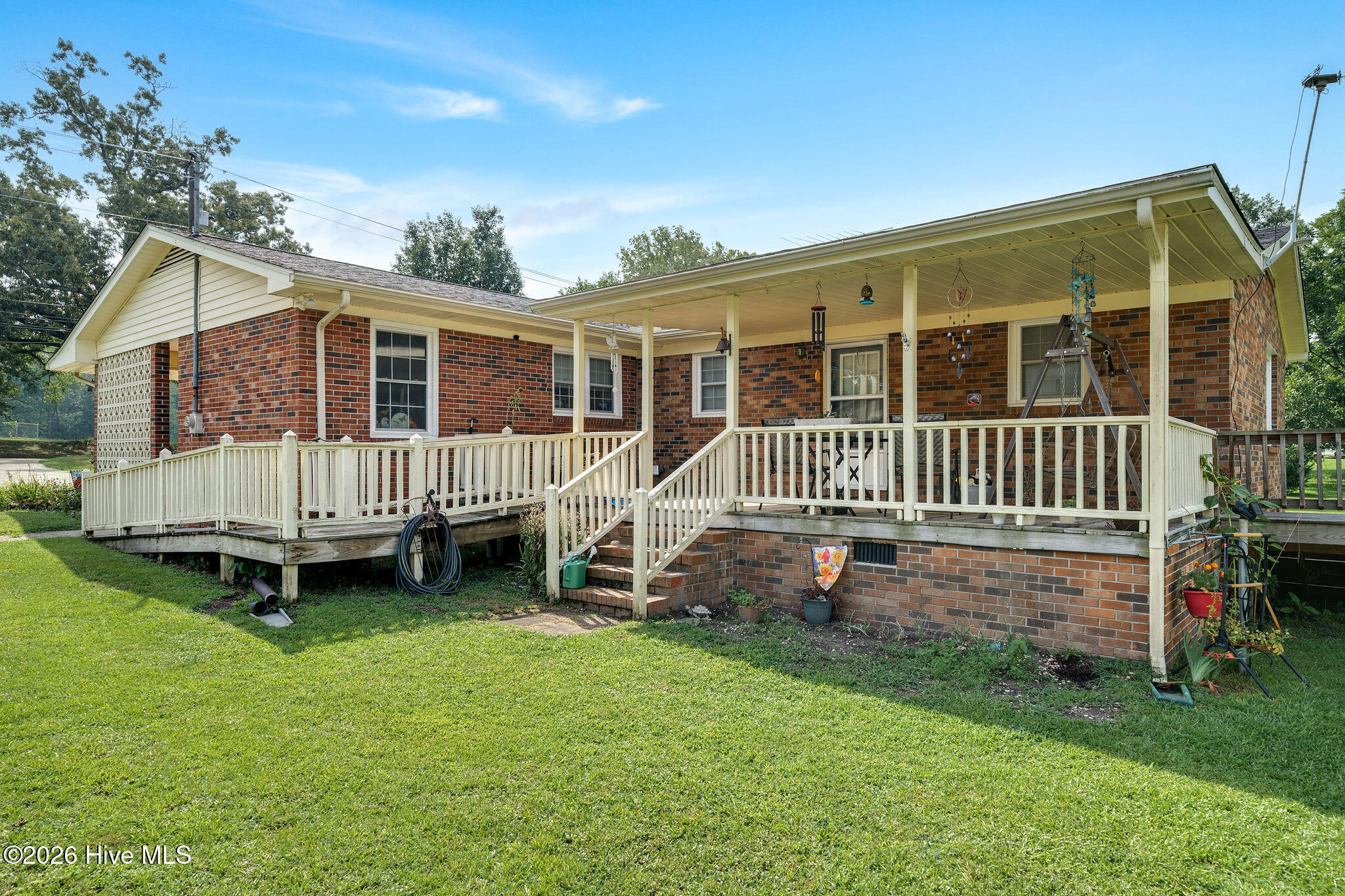 241 N Monk Street Property Photo 25