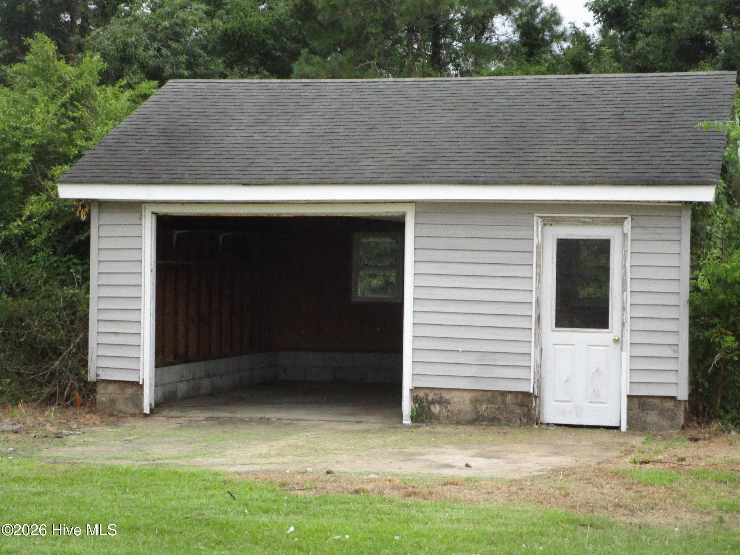 330 Narrow Shore Road Property Photo 30
