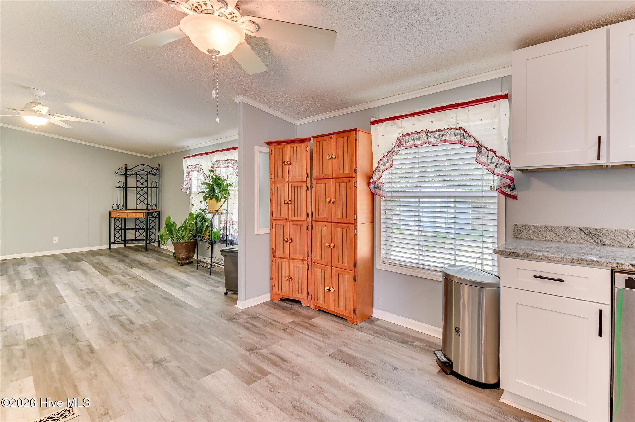 4190 River Road Property Photo 18