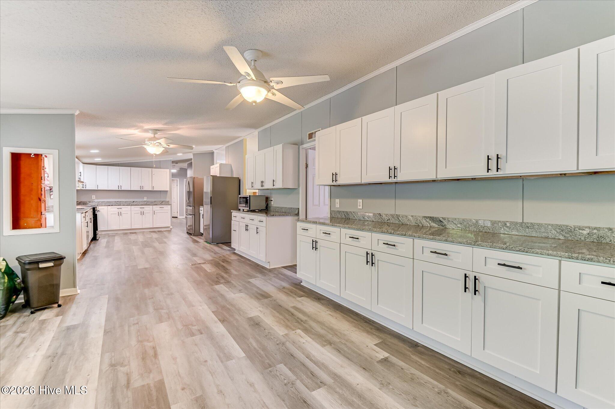 4190 River Road Property Photo 24