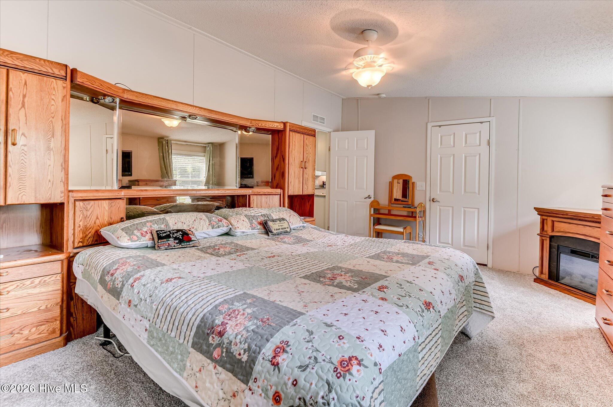 4190 River Road Property Photo 28