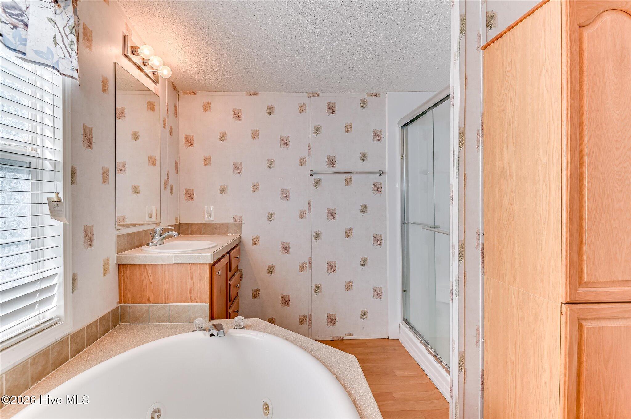 4190 River Road Property Photo 33