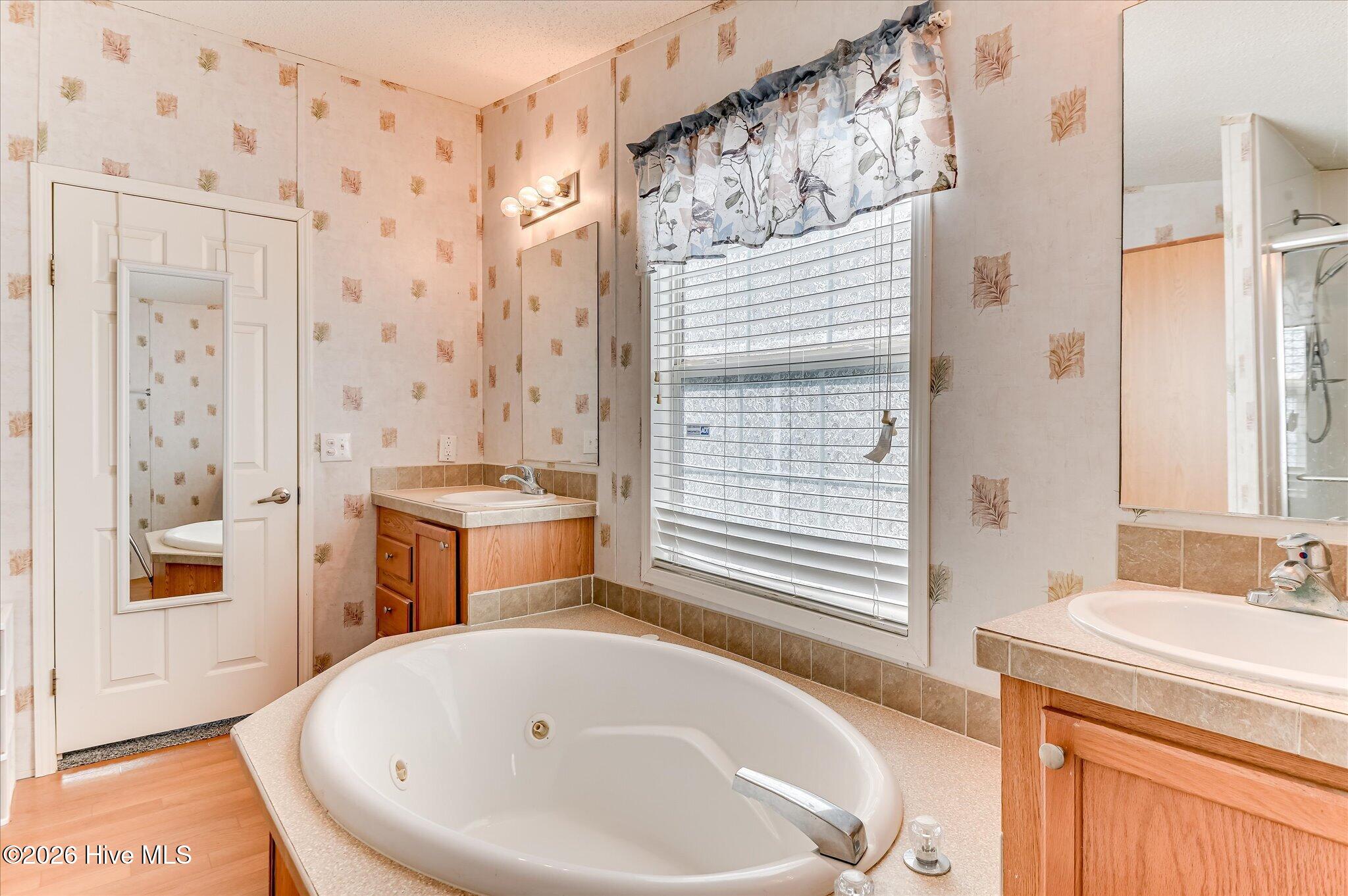 4190 River Road Property Photo 36
