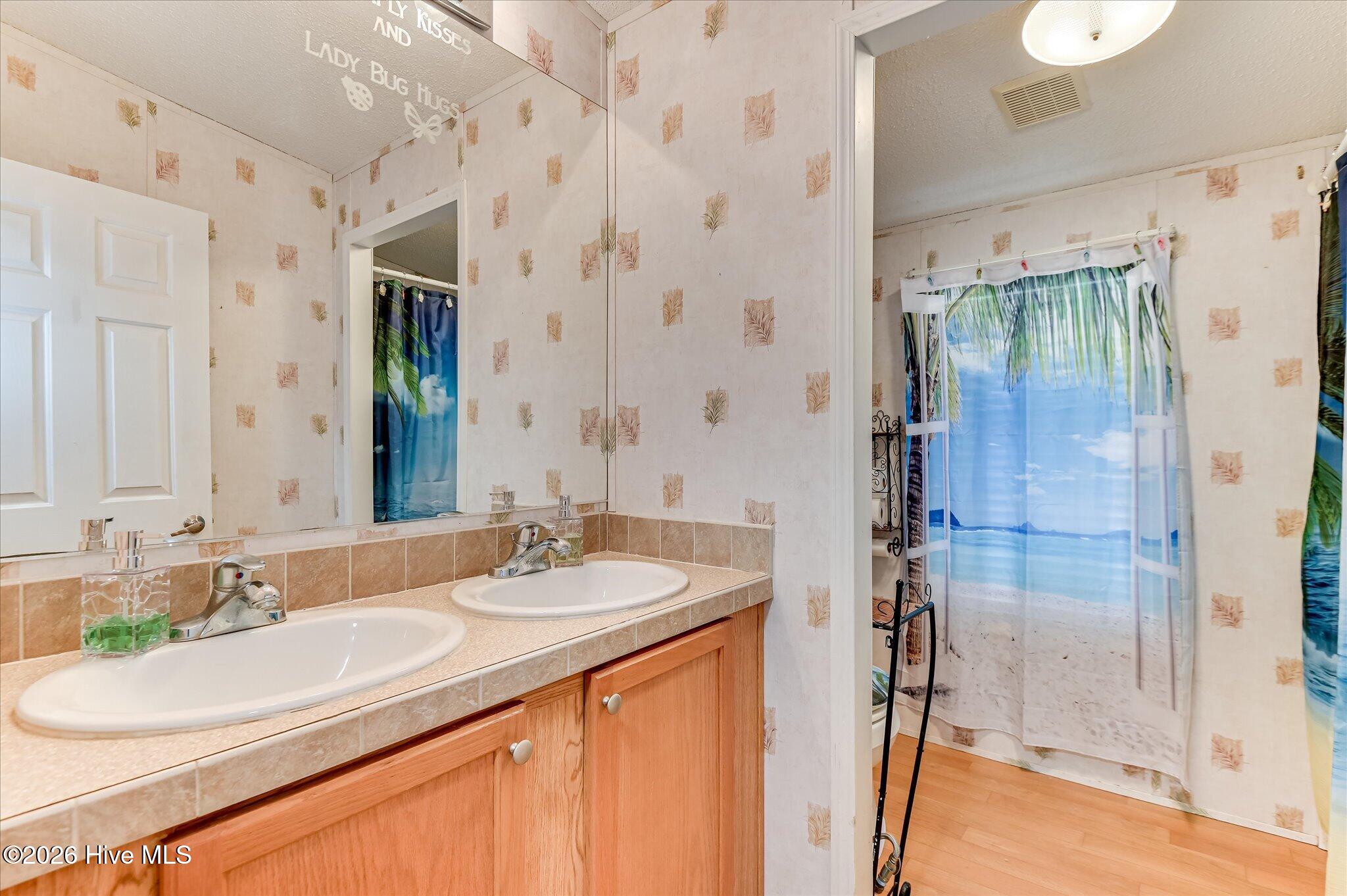 4190 River Road Property Photo 41
