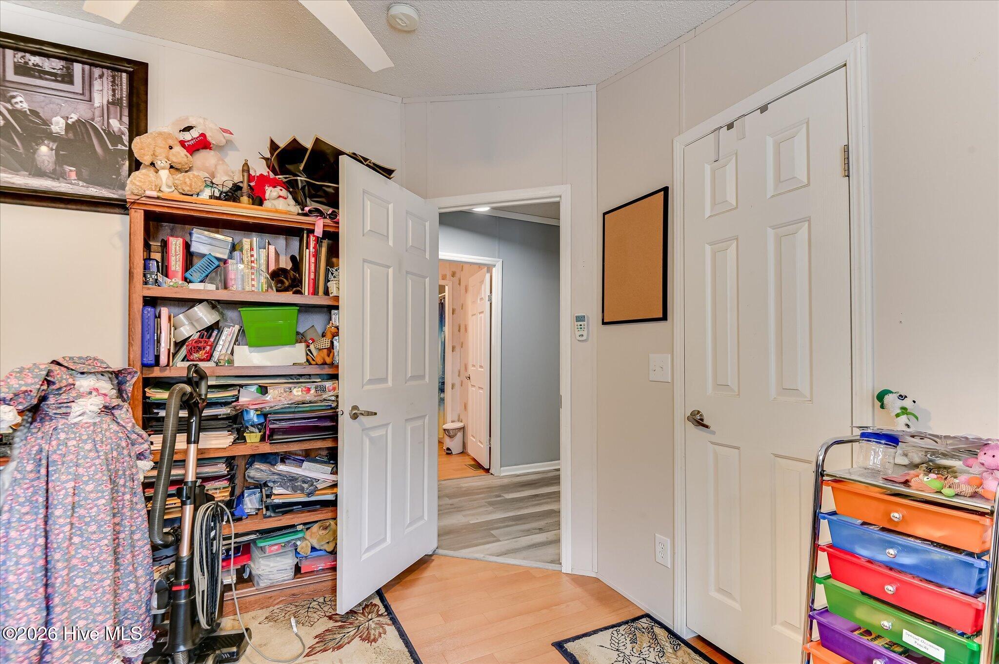 4190 River Road Property Photo 47