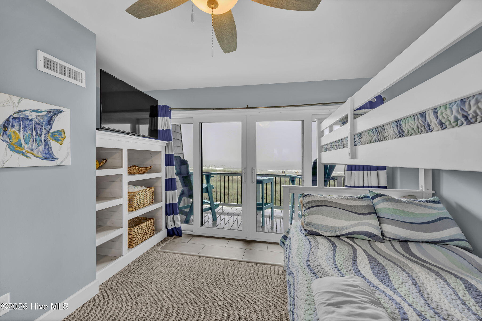 811 Carolina Beach Avenue S Property Photo 17