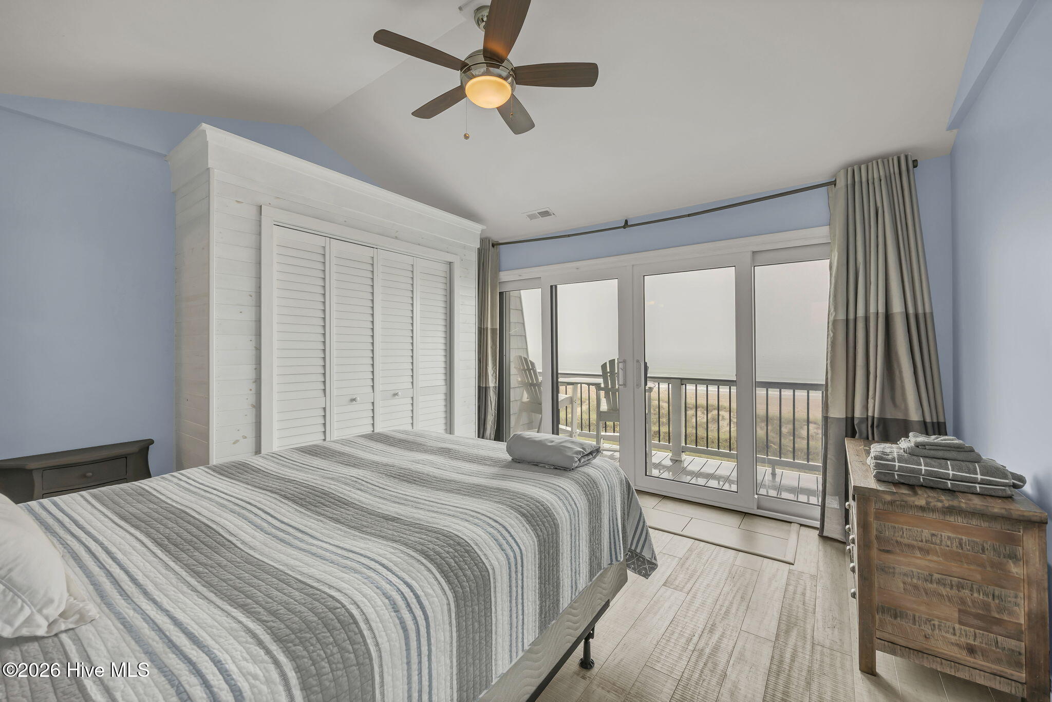 811 Carolina Beach Avenue S Property Photo 23