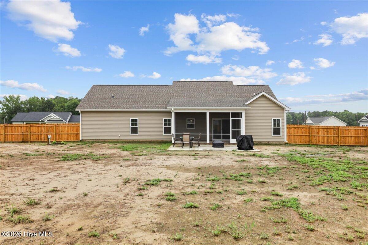 21 Oakbridge Way Property Photo 6