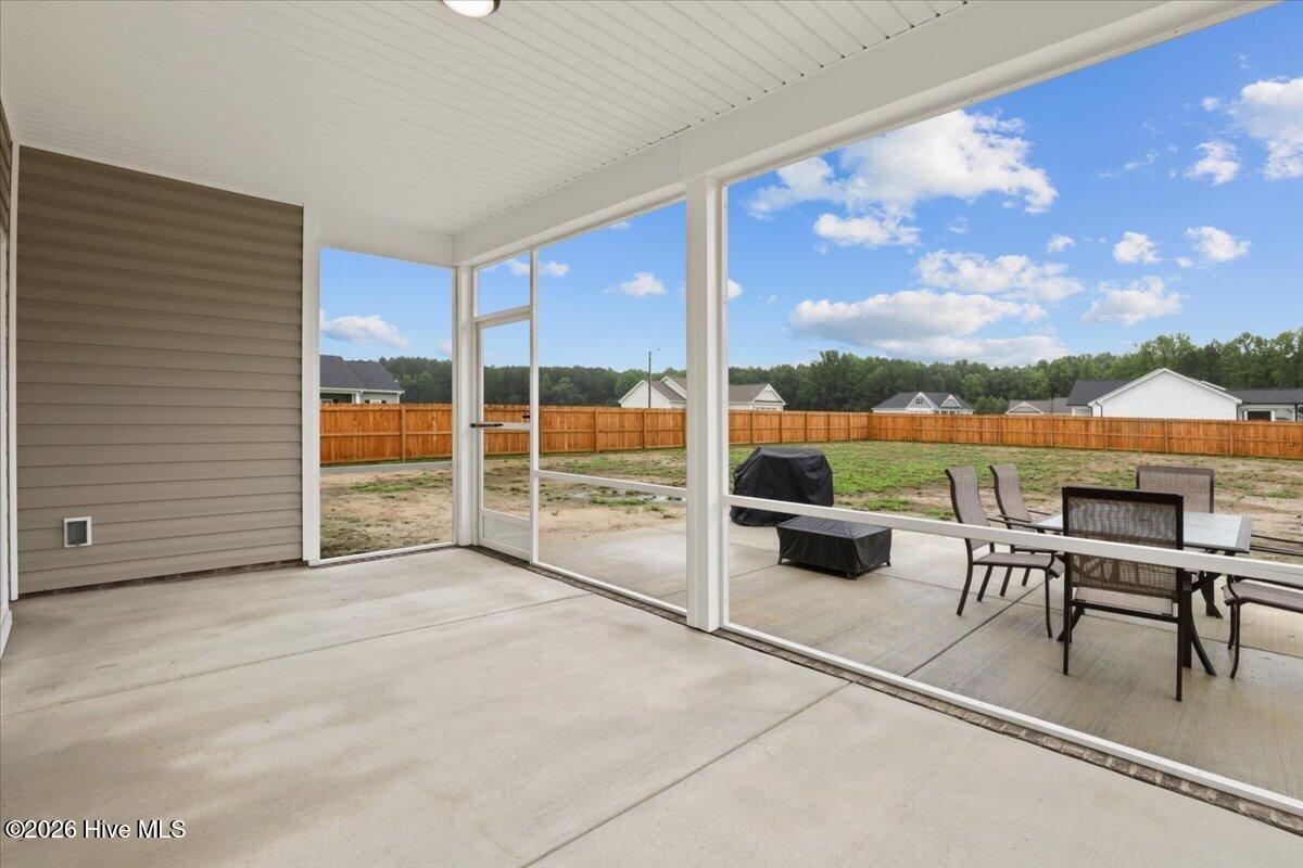21 Oakbridge Way Property Photo 10