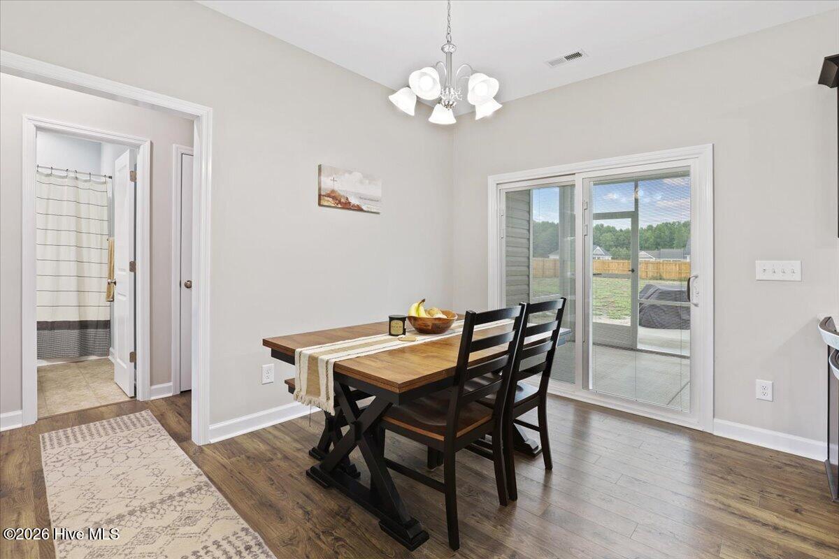 21 Oakbridge Way Property Photo 23