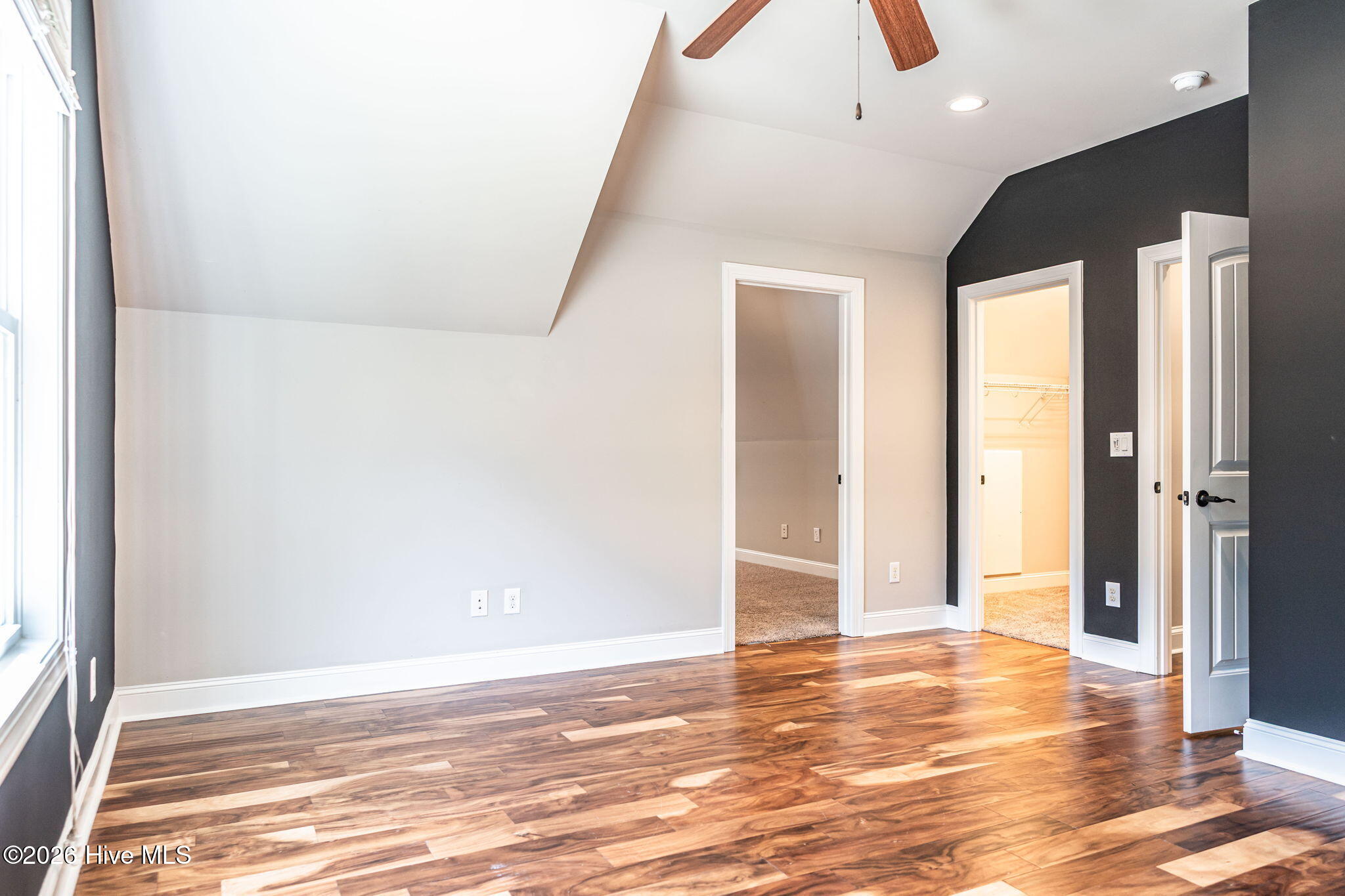 140 Edgewater Place Property Photo 35