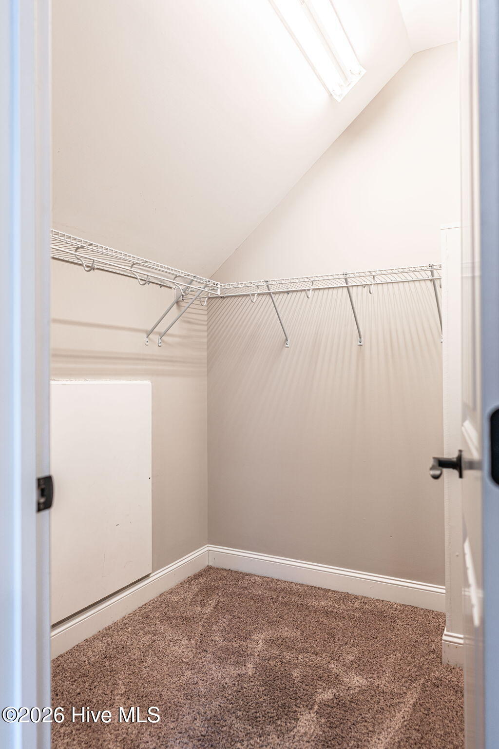 140 Edgewater Place Property Photo 36