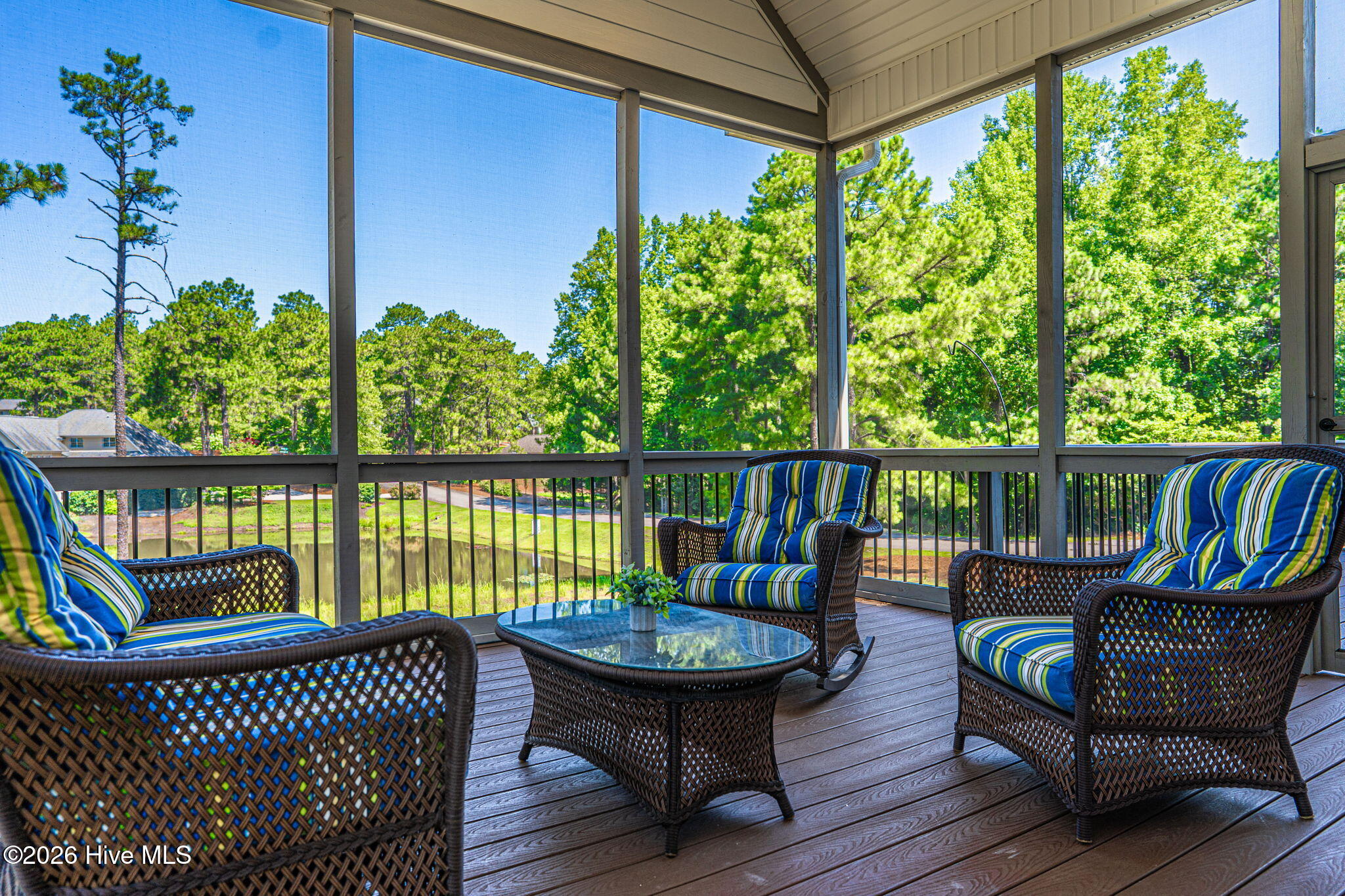 140 Edgewater Place Property Photo 48