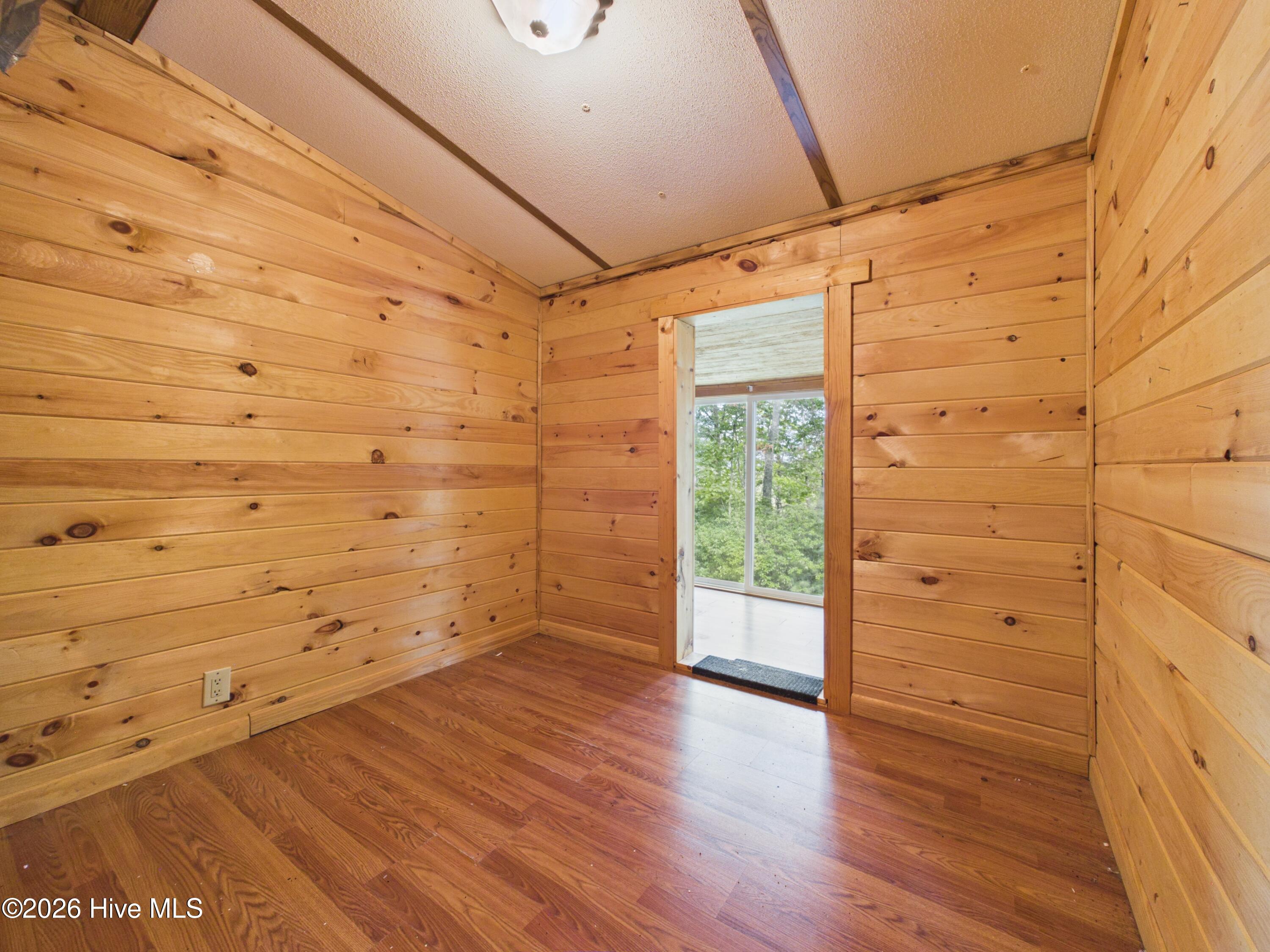 30 Sapphire Ridge Property Photo 5