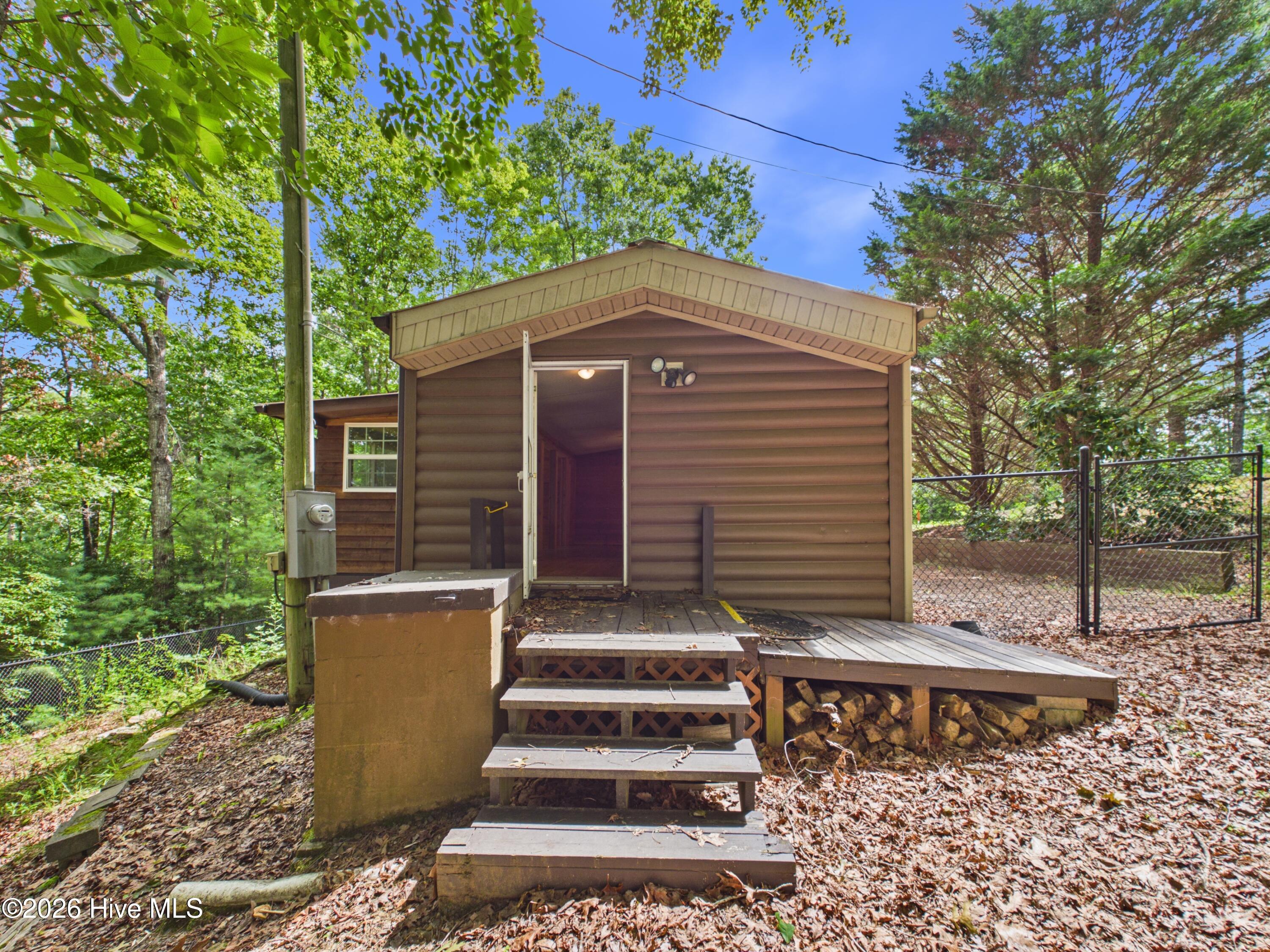30 Sapphire Ridge Property Photo 23